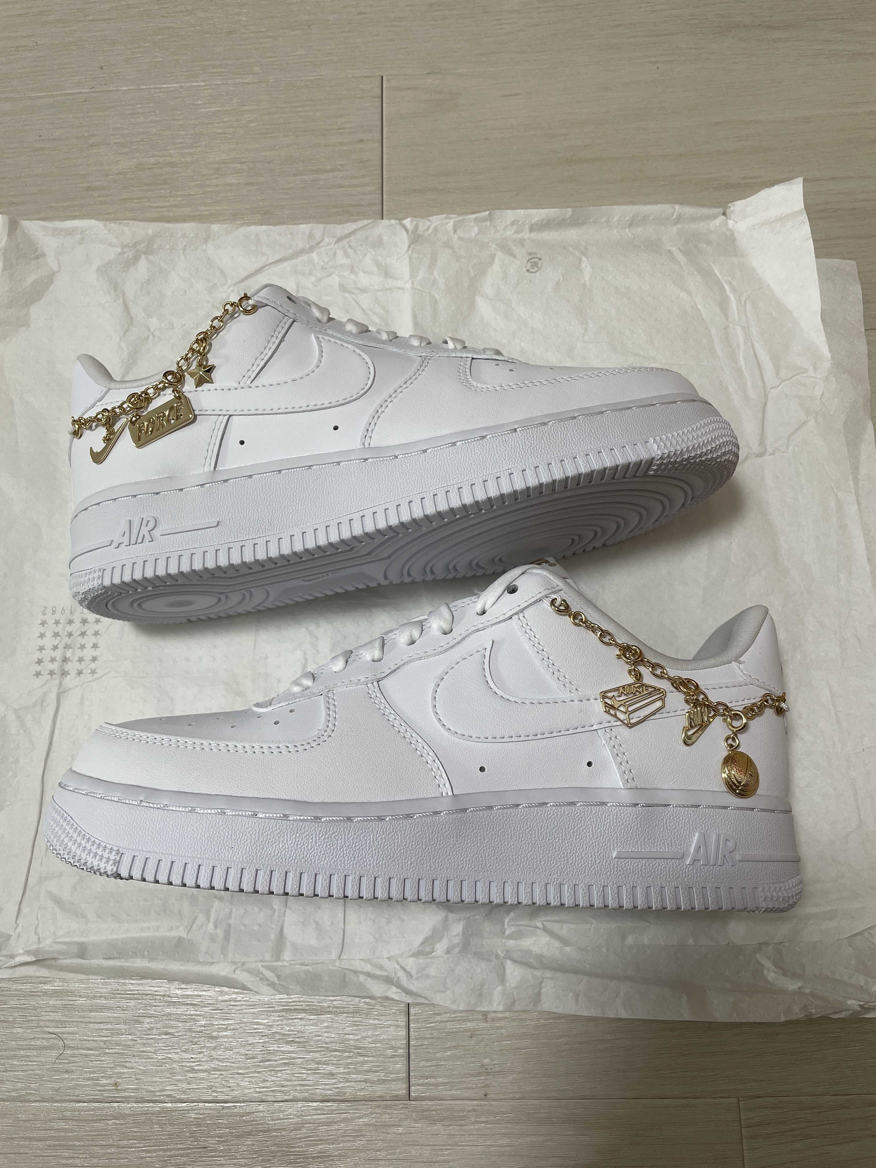 Nike Women's Air Force 1 Low "White Pendats"