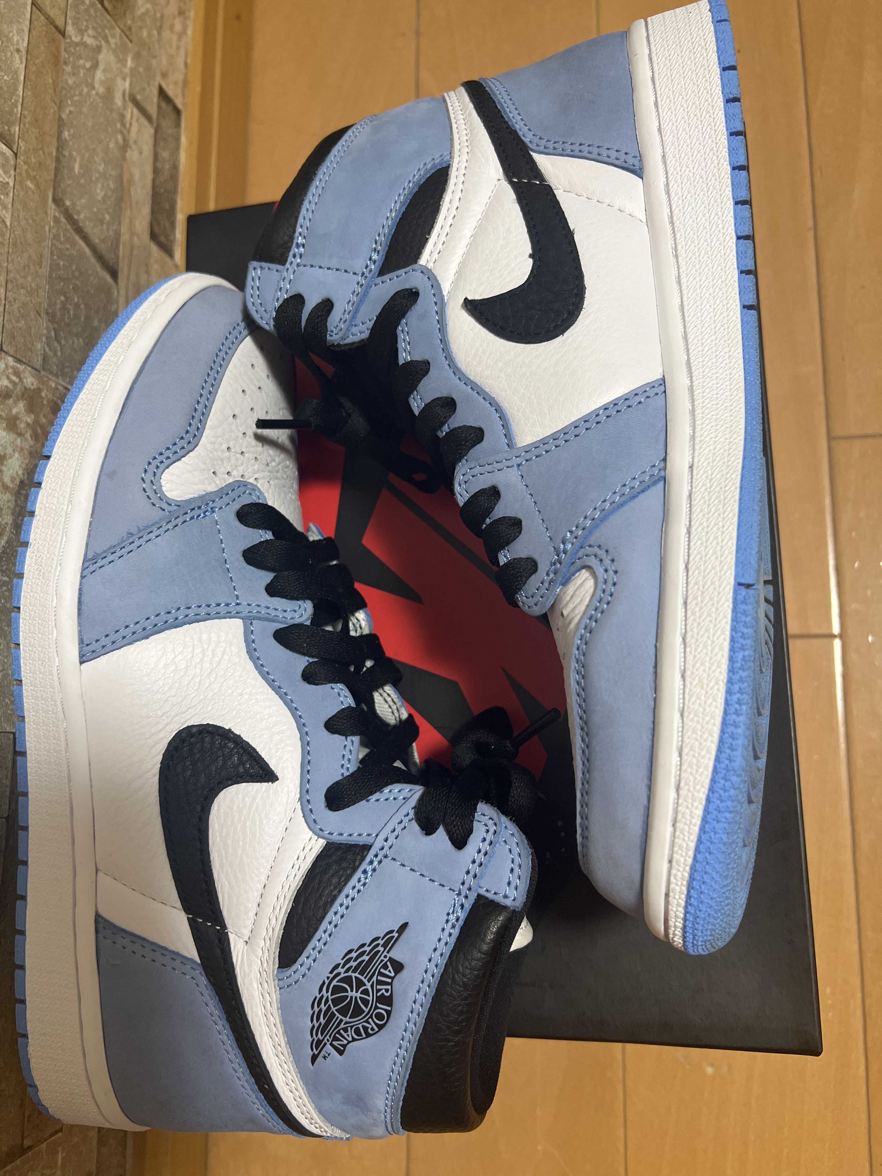 Nike Air Jordan 1 High OG "University Blue"