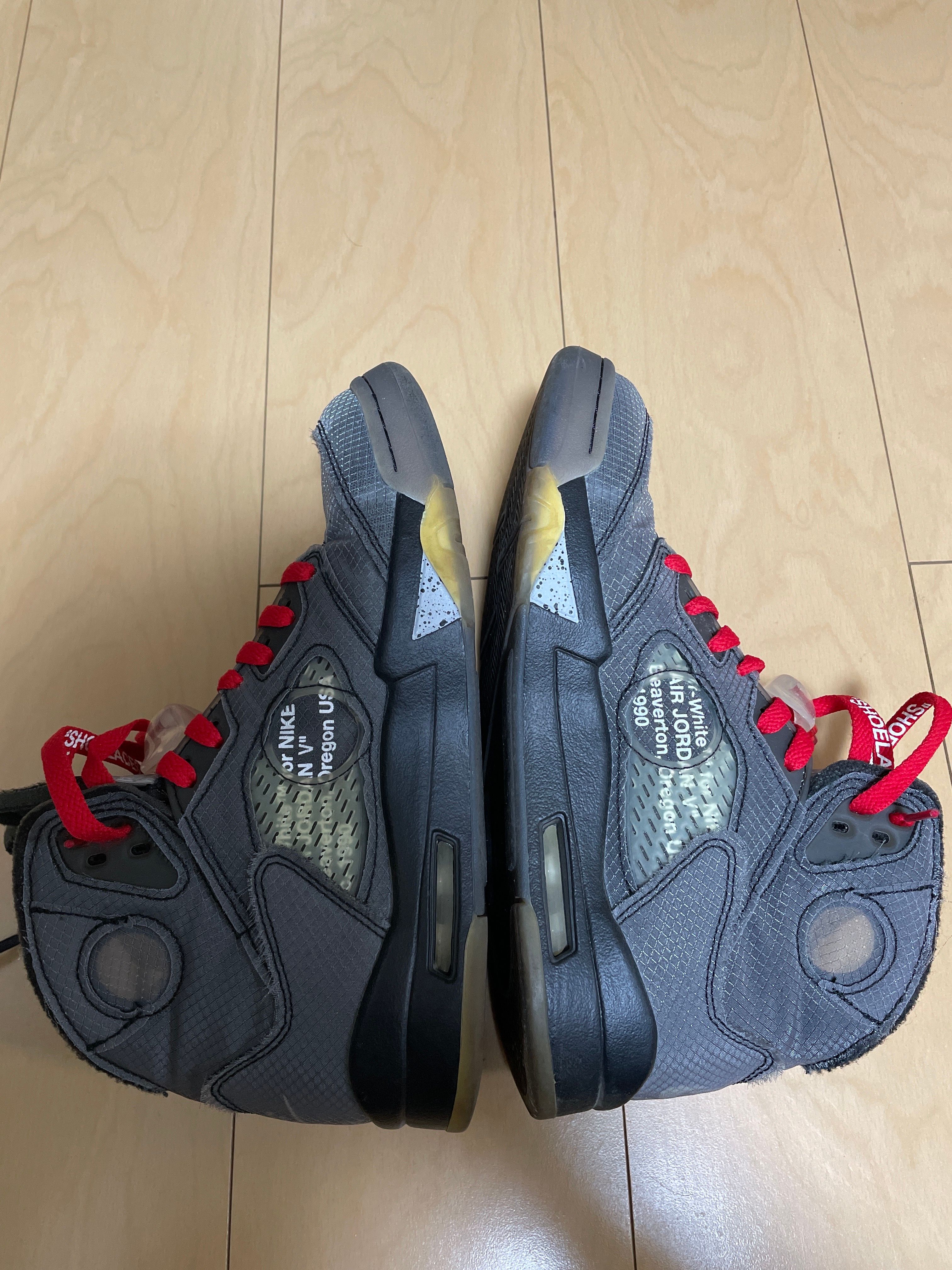 Off-White × Nike Air Jordan 5 "Black/Muslin/Fire Red"