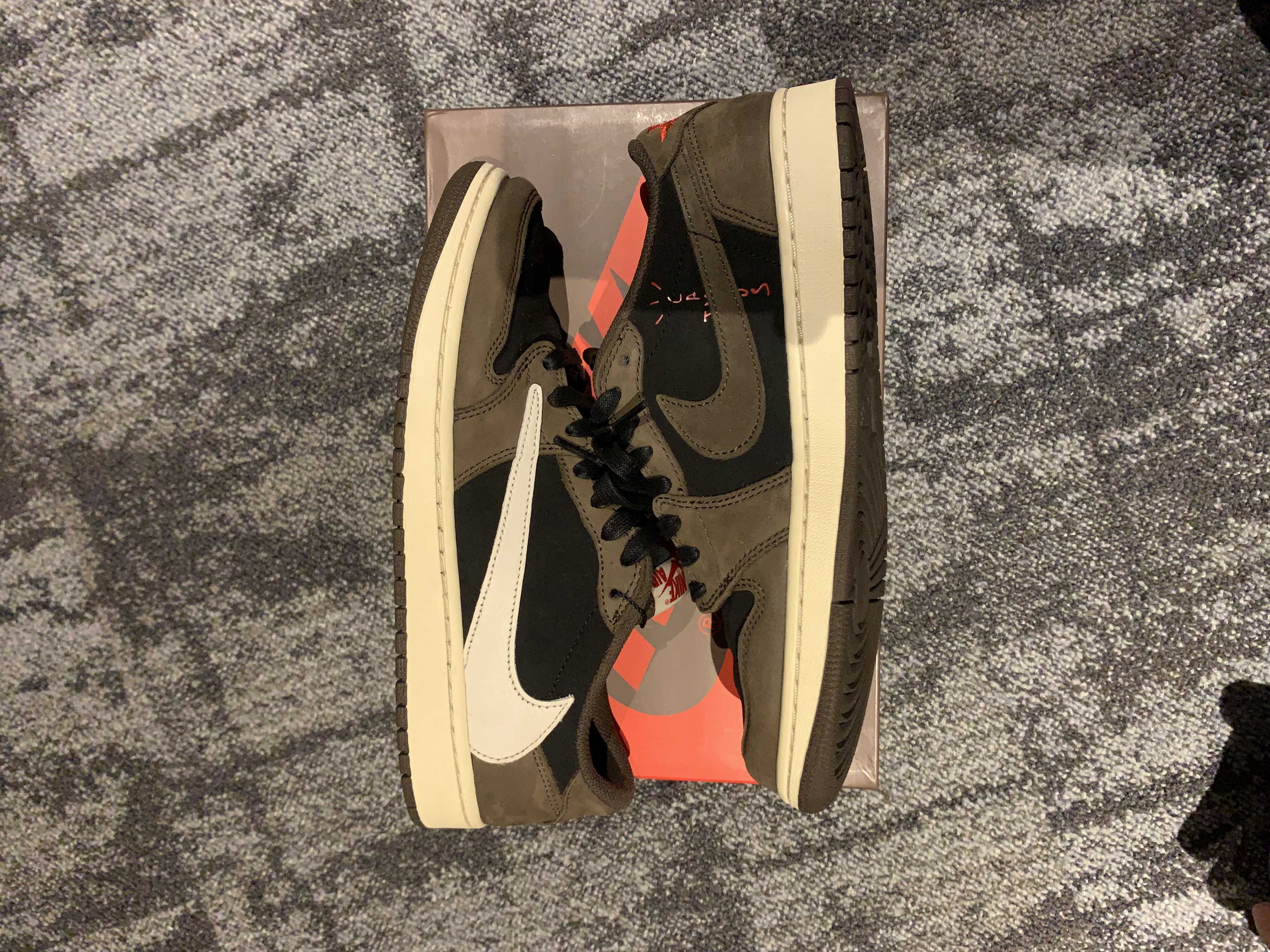 Travis Scott × Nike Air Jordan 1 Low OG SP-T "Black/Dark Mocha"