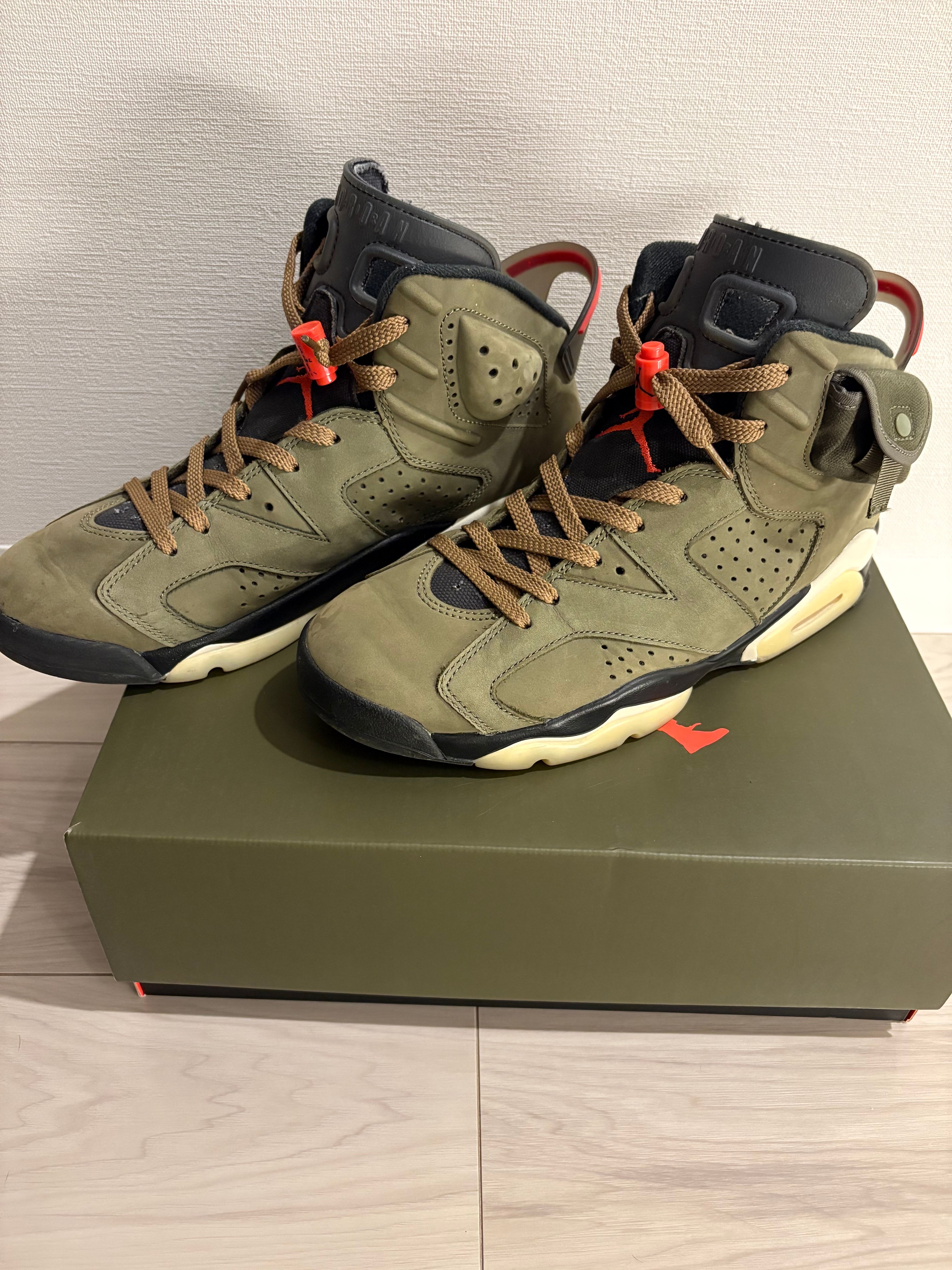 Travis Scott × Nike Air Jordan 6 Retro "Medium Olive"