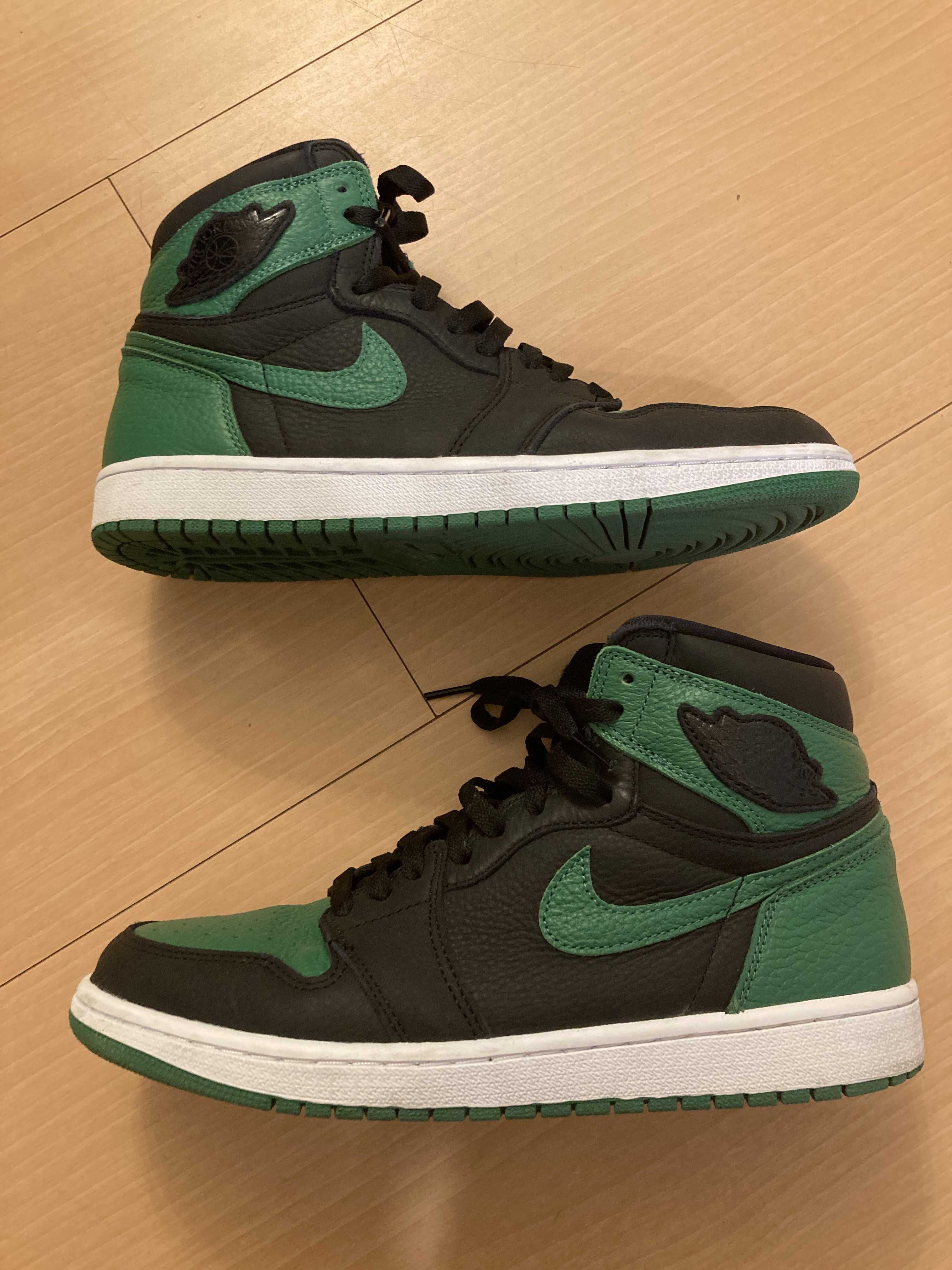 Nike Air Jordan 1 Retro High OG "Black/Pine Green" (2020)