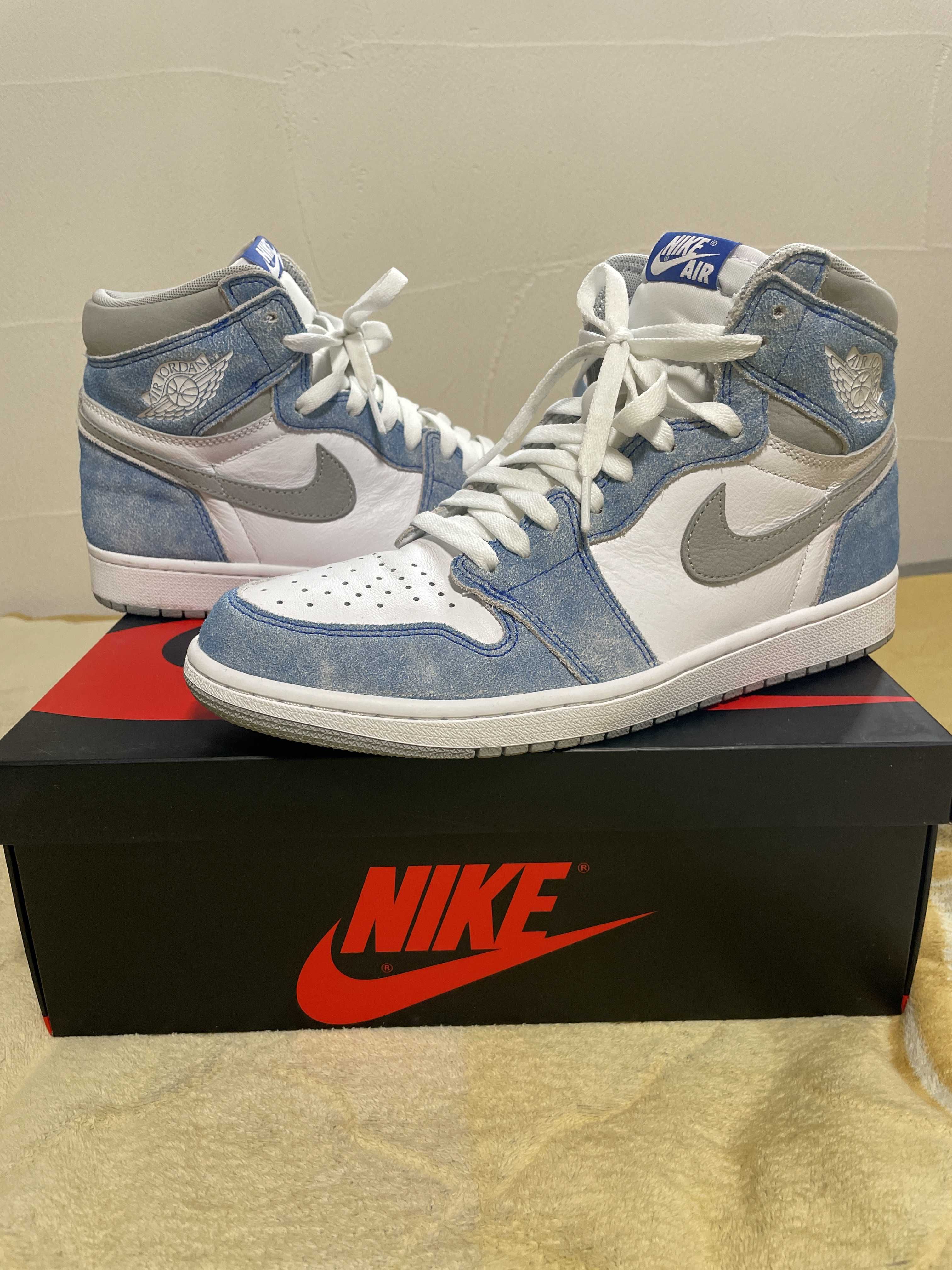 Nike Air Jordan 1 High OG "Hyper Royal"
