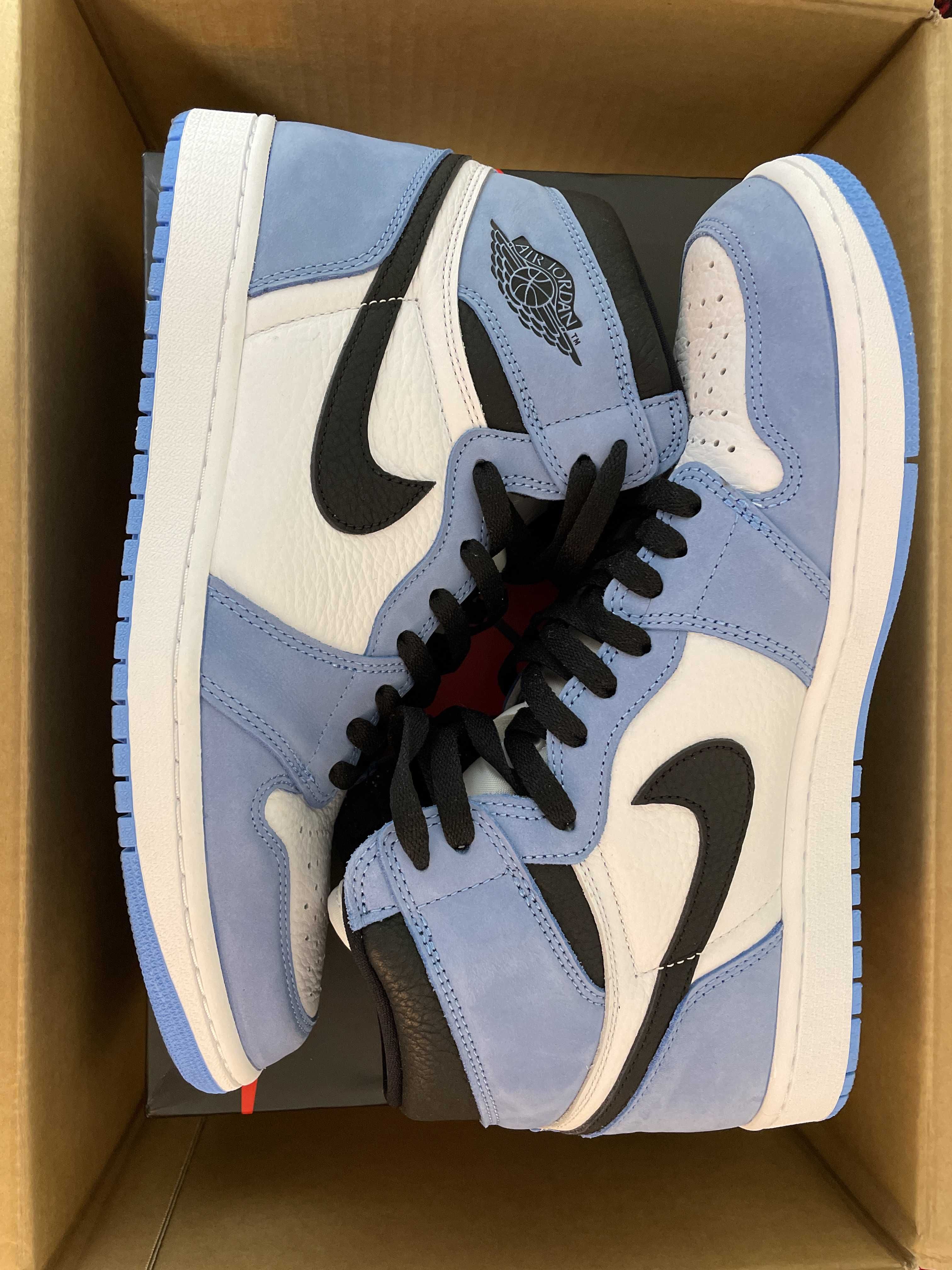 Nike Air Jordan 1 High OG "University Blue"
