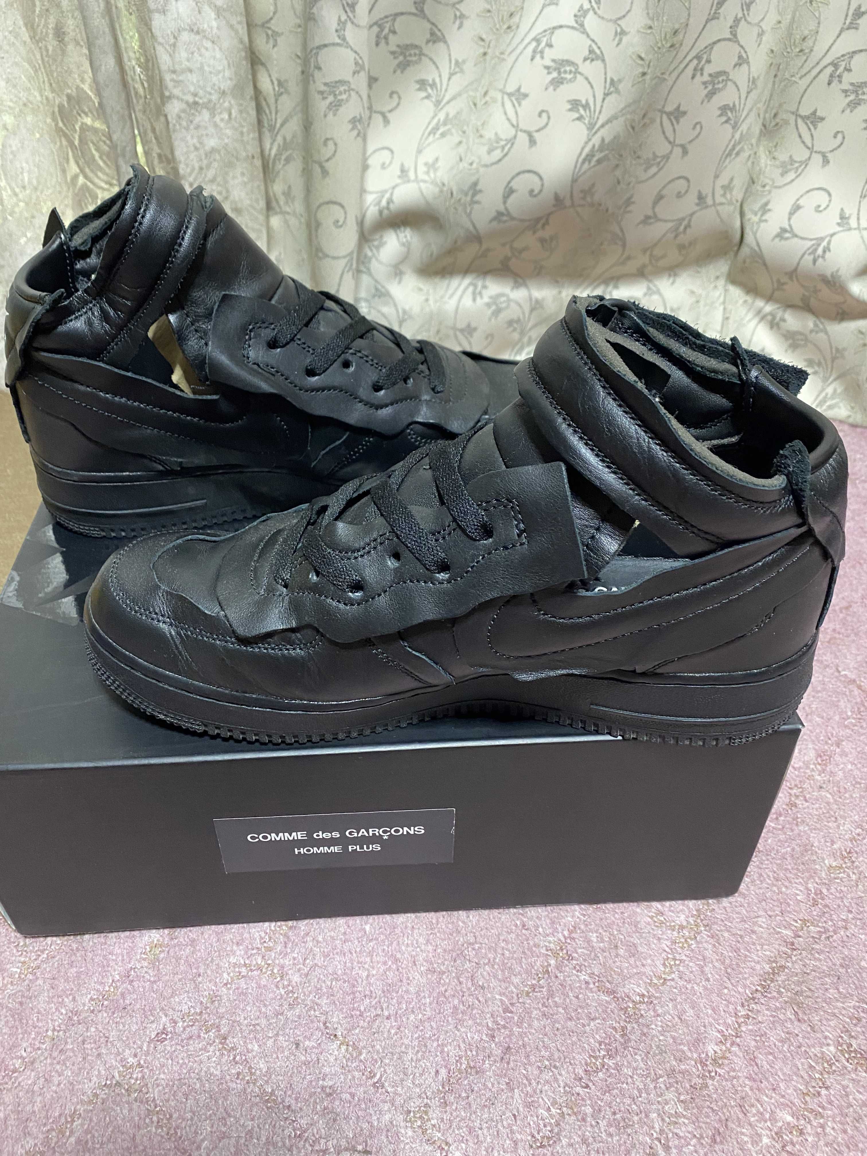 COMME des GARCONS × NIKE AIR FORCE 1 MID "BLACK"