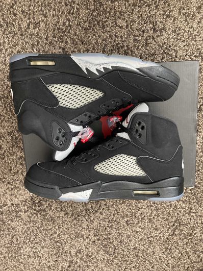 Nike Air Jordan 5 Retro OG "Black/Fire Red/Metallic Silver/White" (2016)