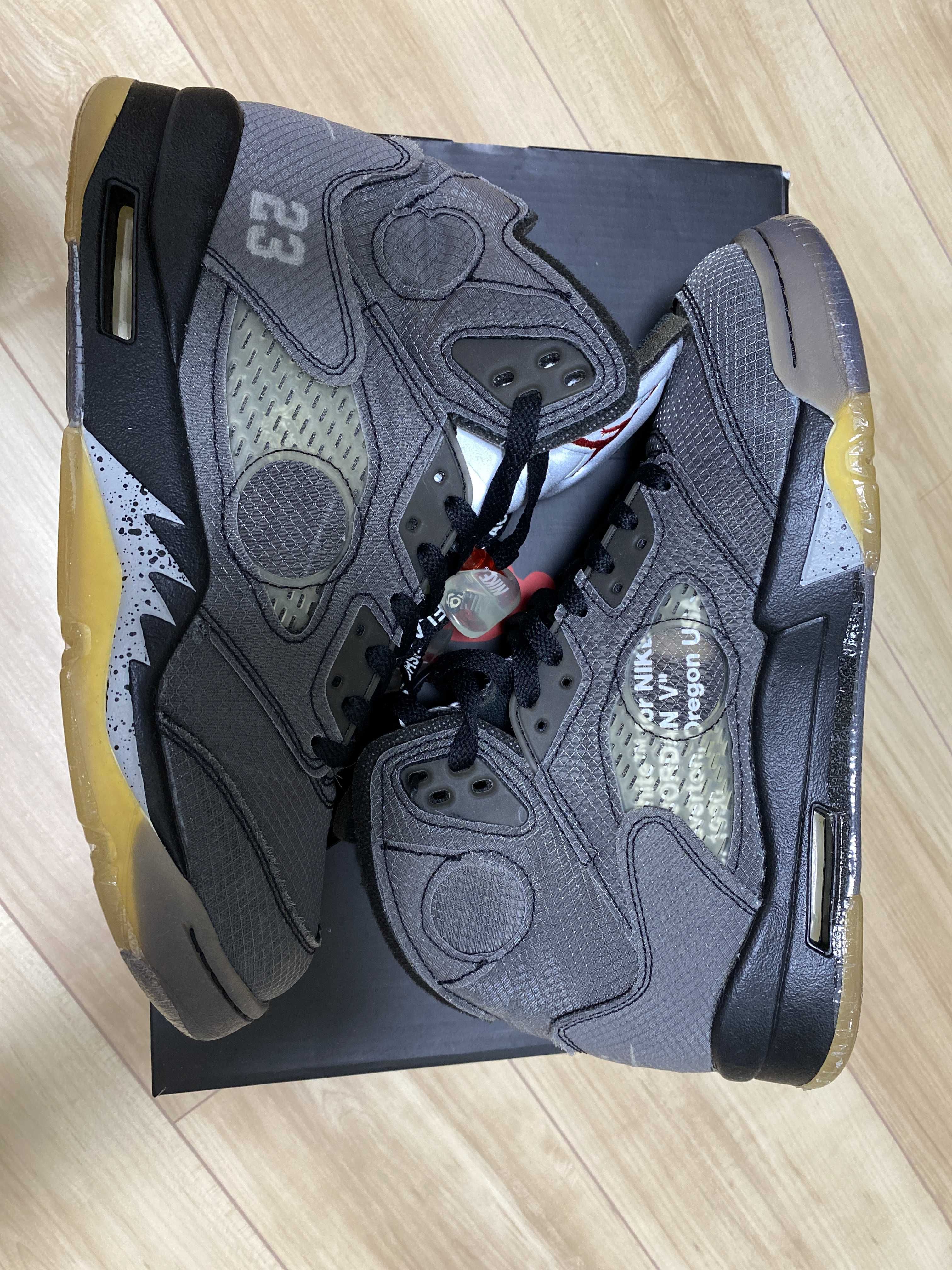 Off-White × Nike Air Jordan 5 "Black/Muslin/Fire Red"