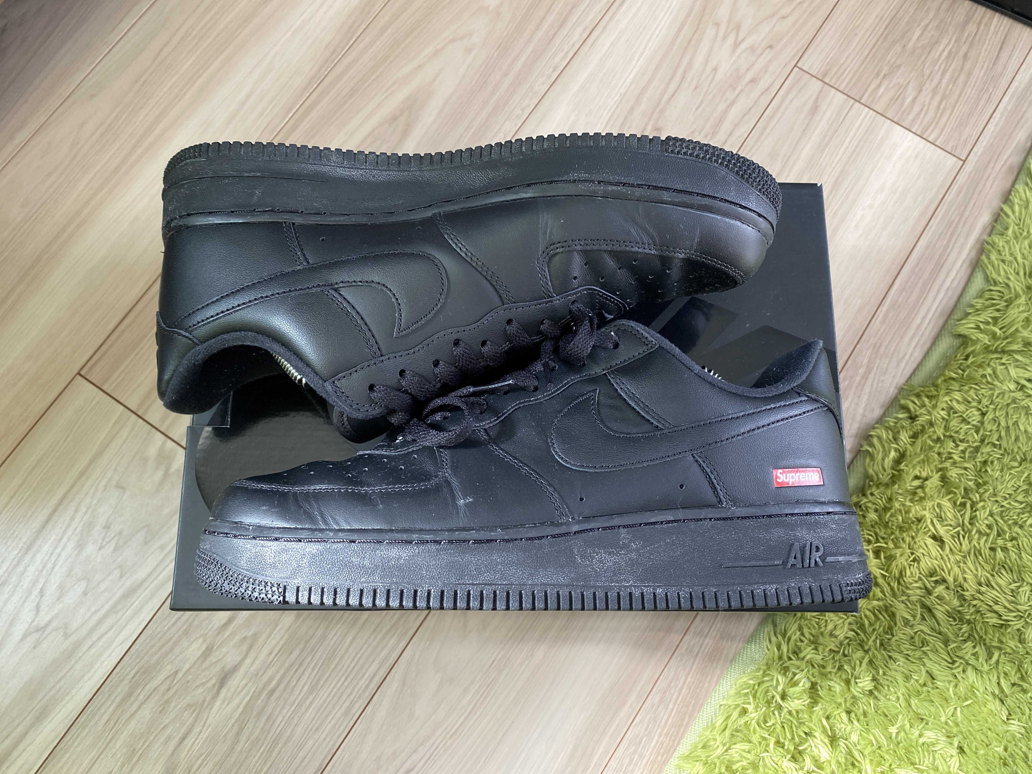 Supreme × Nike Air Force 1 Low "Black"
