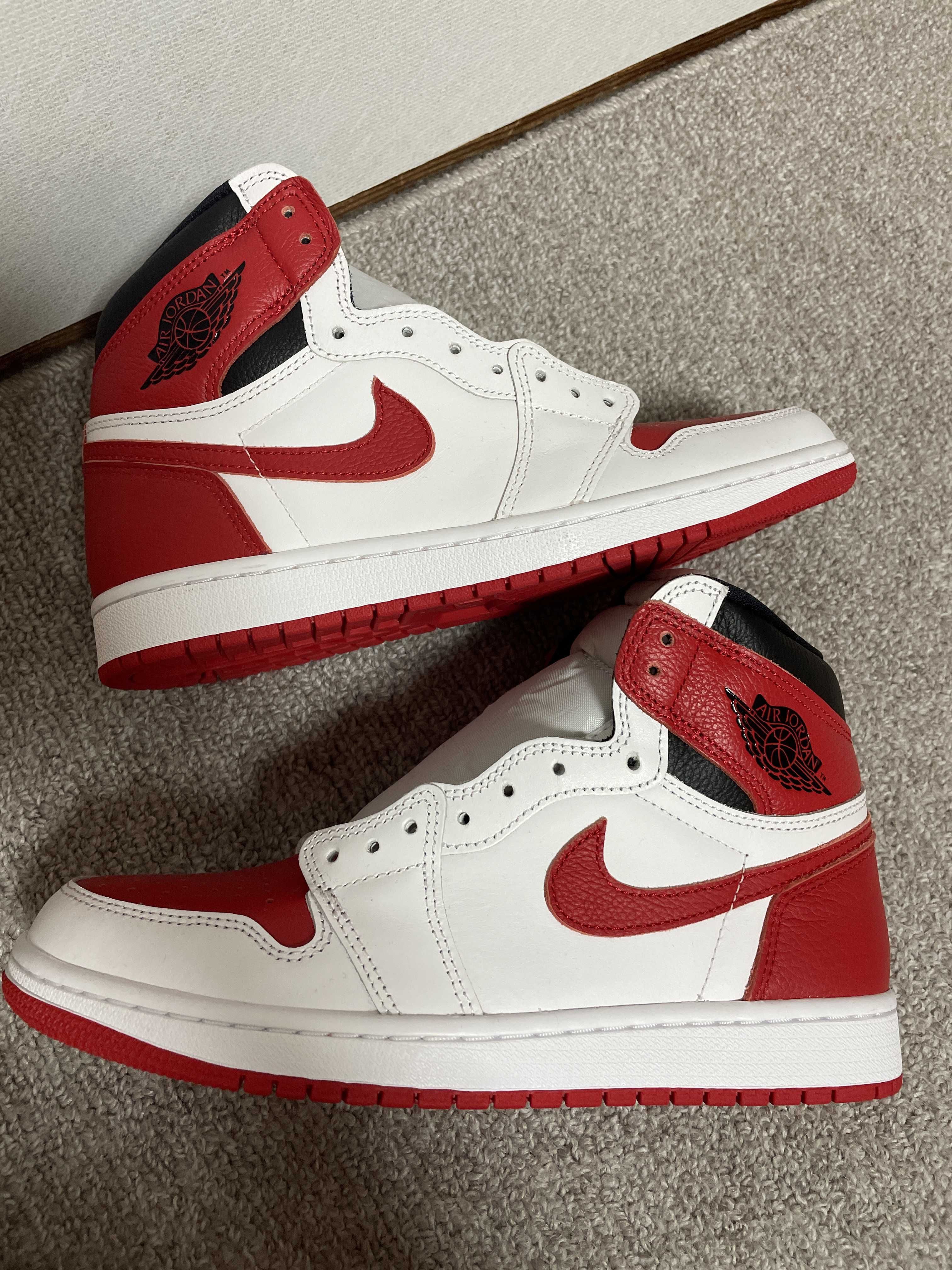 Nike Air Jordan 1 High OG "Heritage" 