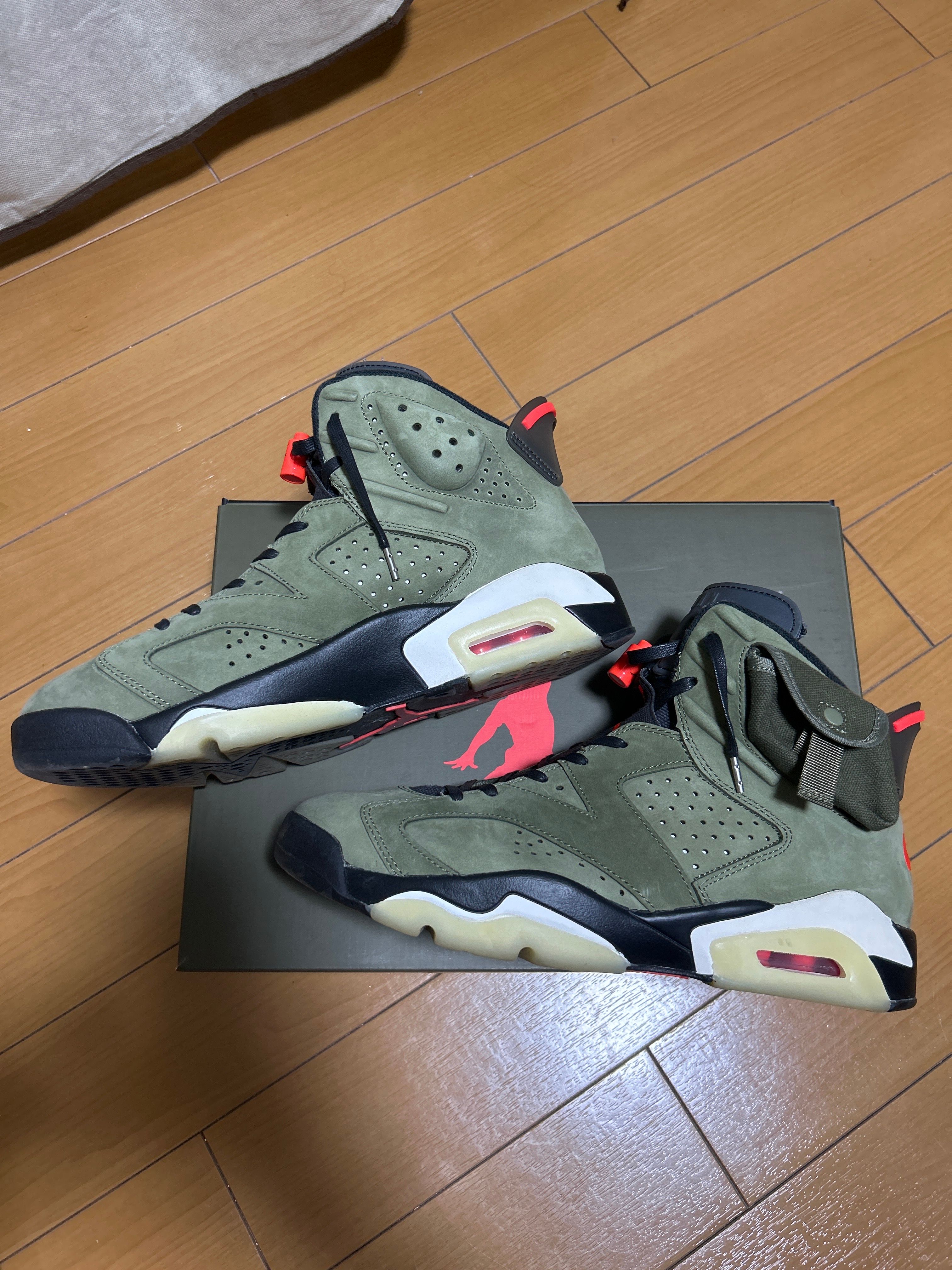 Travis Scott × Nike Air Jordan 6 Retro "Medium Olive"