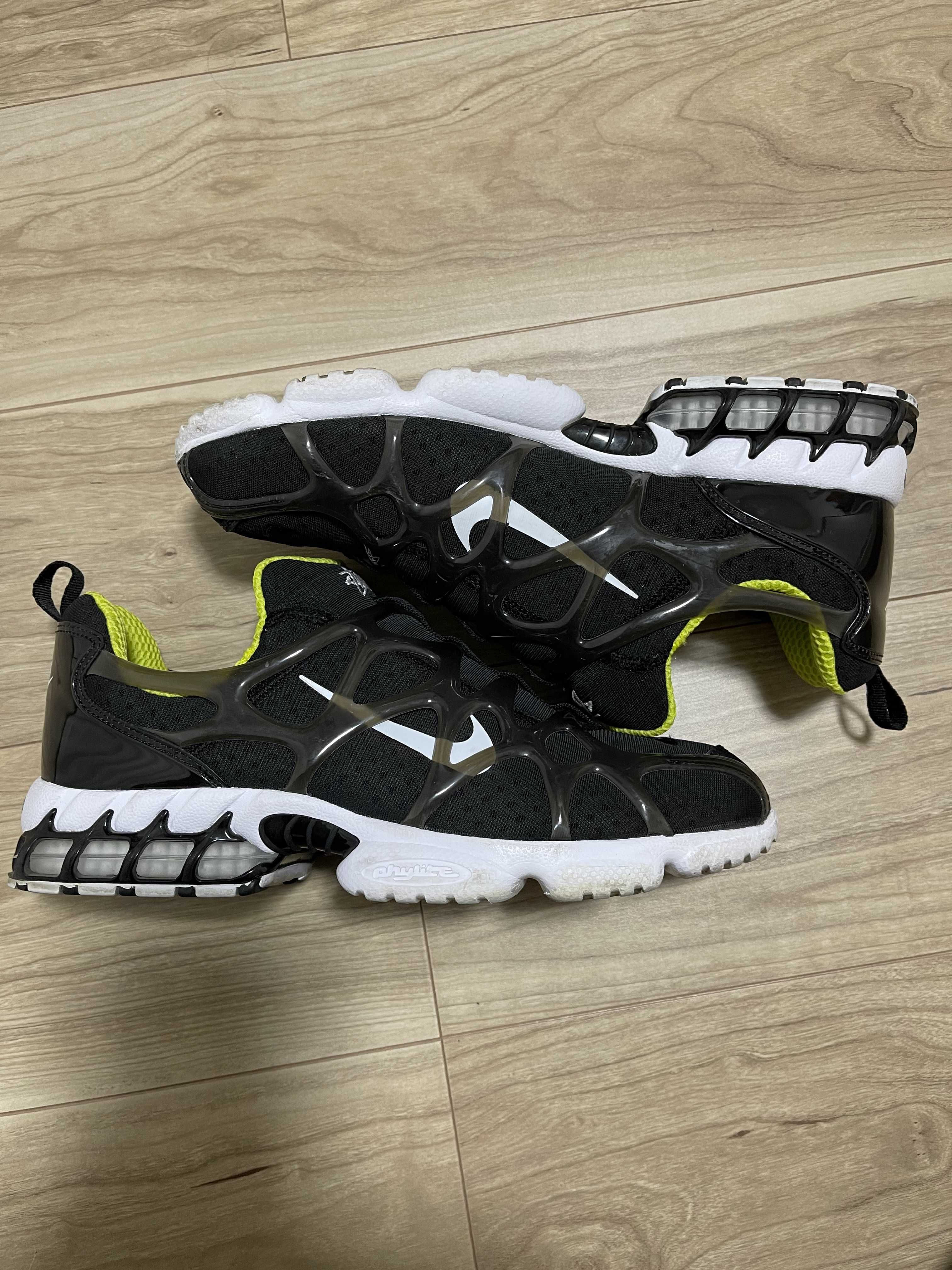 Stussy x Nike Air Zoom Kukini "Black/White/Bright Cactus"