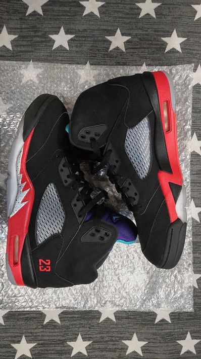 Nike Air Jordan 5 Retro "Top3"