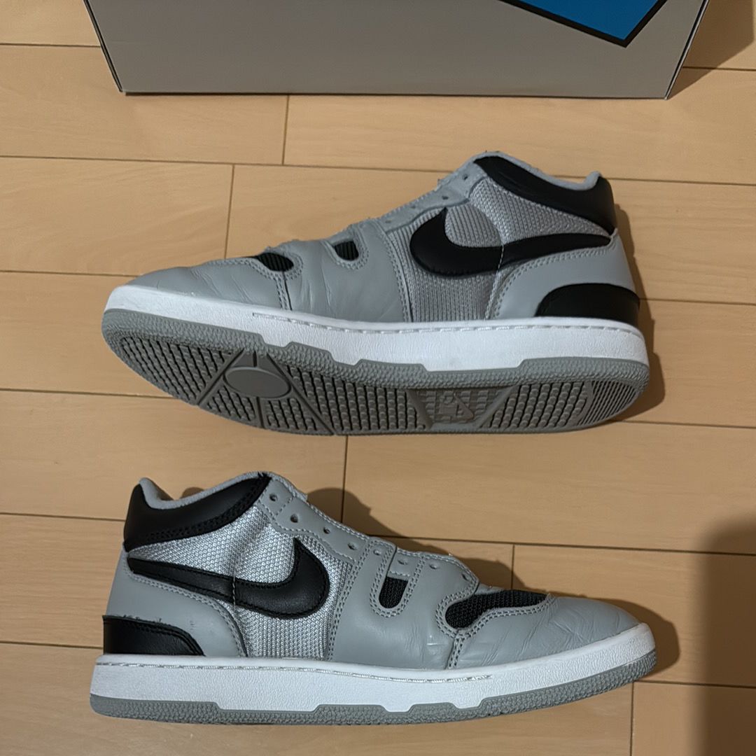 ナイキ アタック QS SP "ライトスモークグレー/ブラックホワイト"