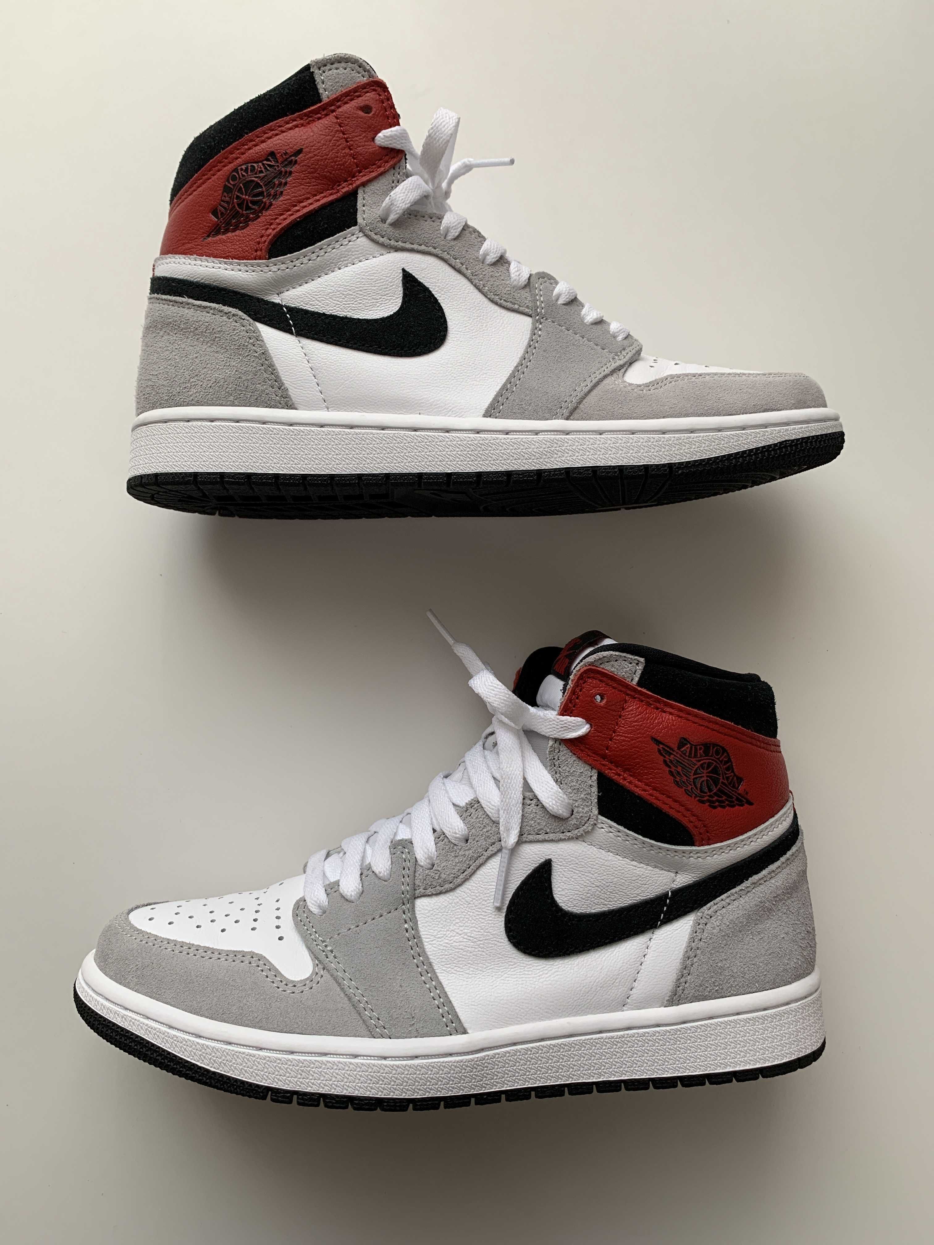Nike Air Jordan 1 High OG "White/Black/Light Smoke Grey"