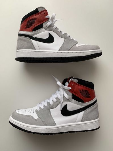 Nike Air Jordan 1 High OG "White/Black/Light Smoke Grey"