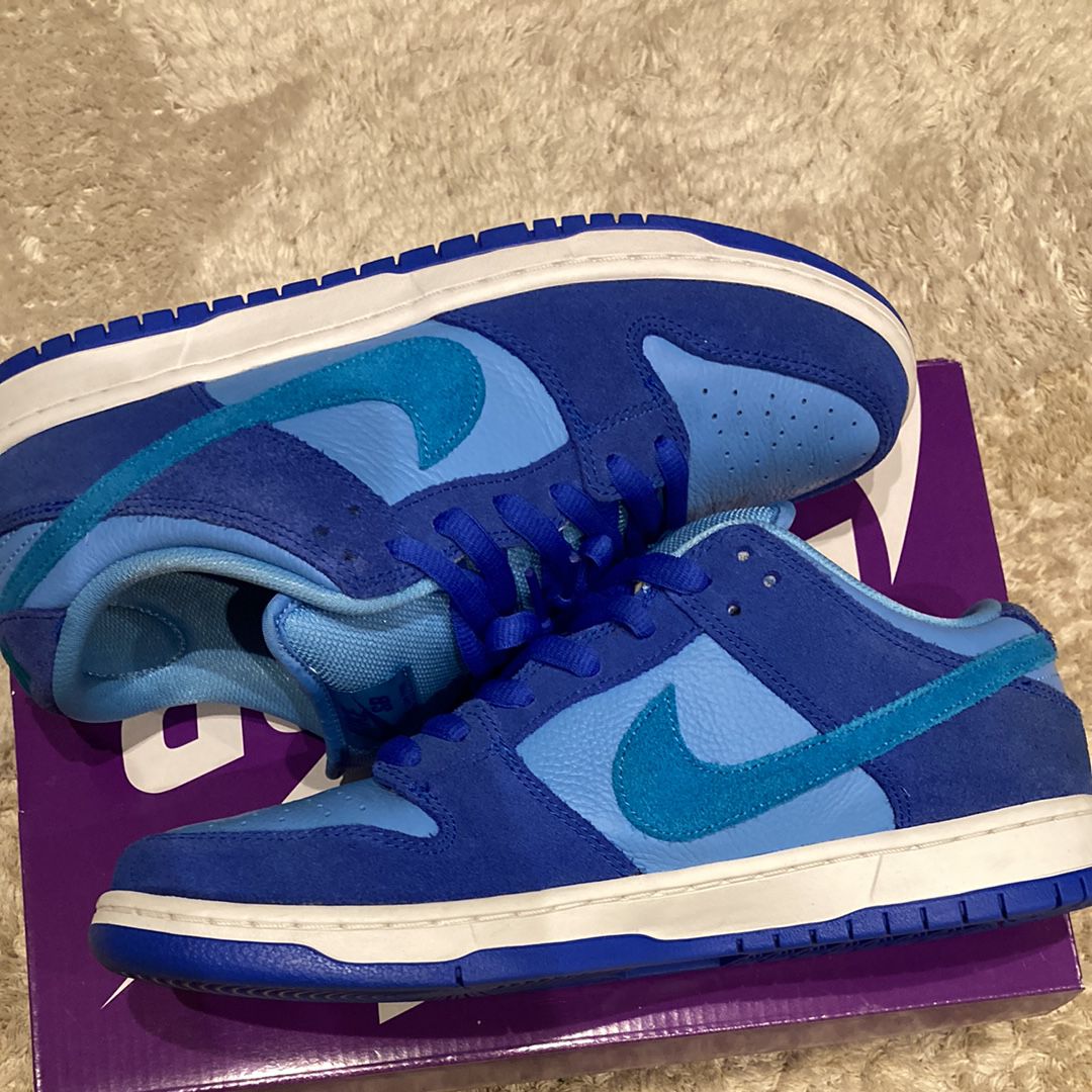 Nike SB Dunk Low "Blue Raspberry"