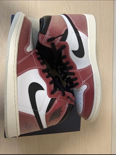 Trophy Room × Nike Air Jordan 1 High OG "Chicago"
