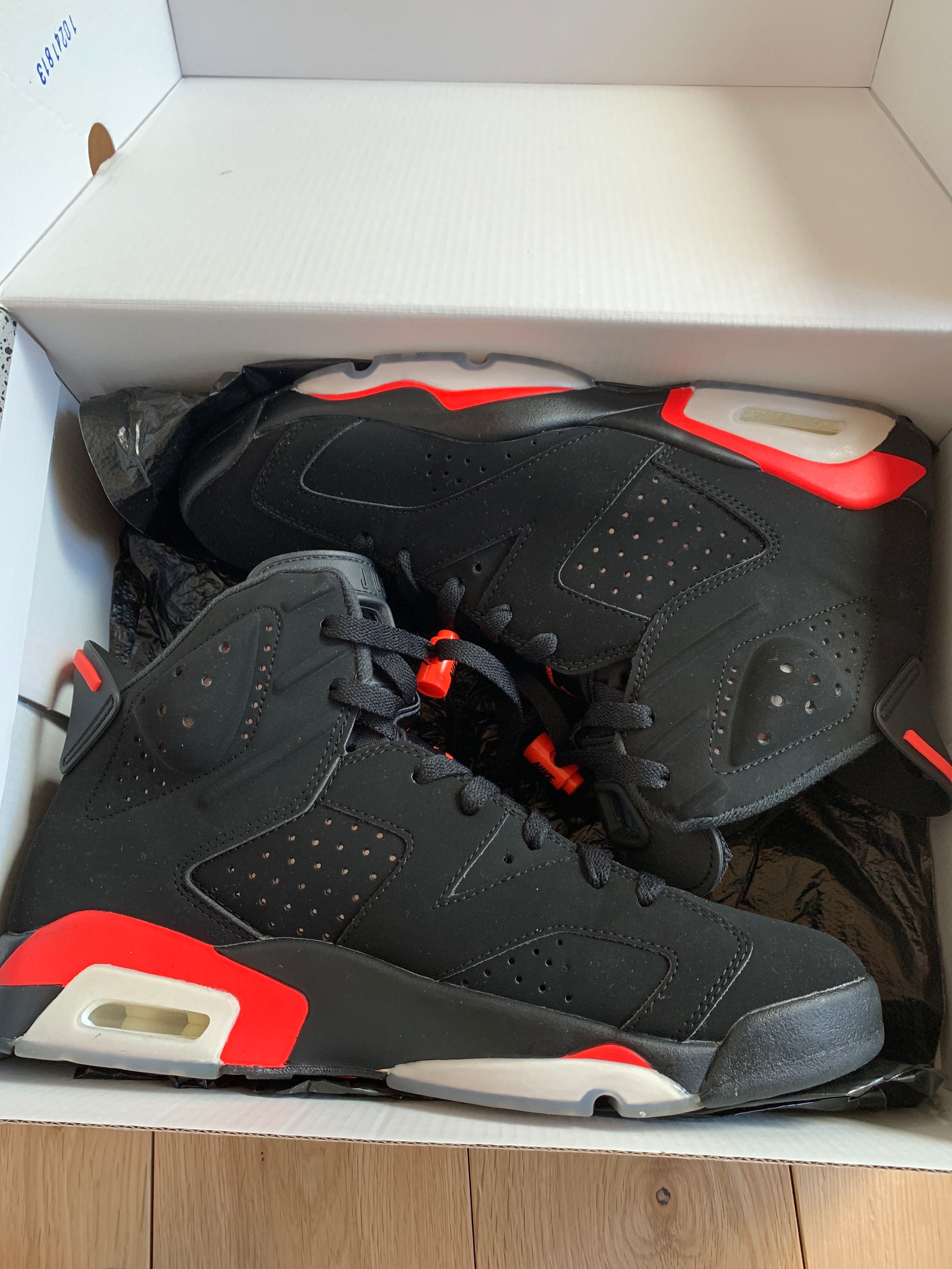 Nike Air Jordan 6 Retro OG "Black/Infrared"