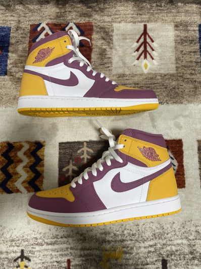 Nike Air Jordan 1 High OG "Brotherhood"