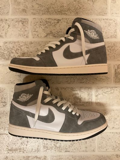 Nike Air Jordan 1 Retro High OG "Black and Smoke Grey"