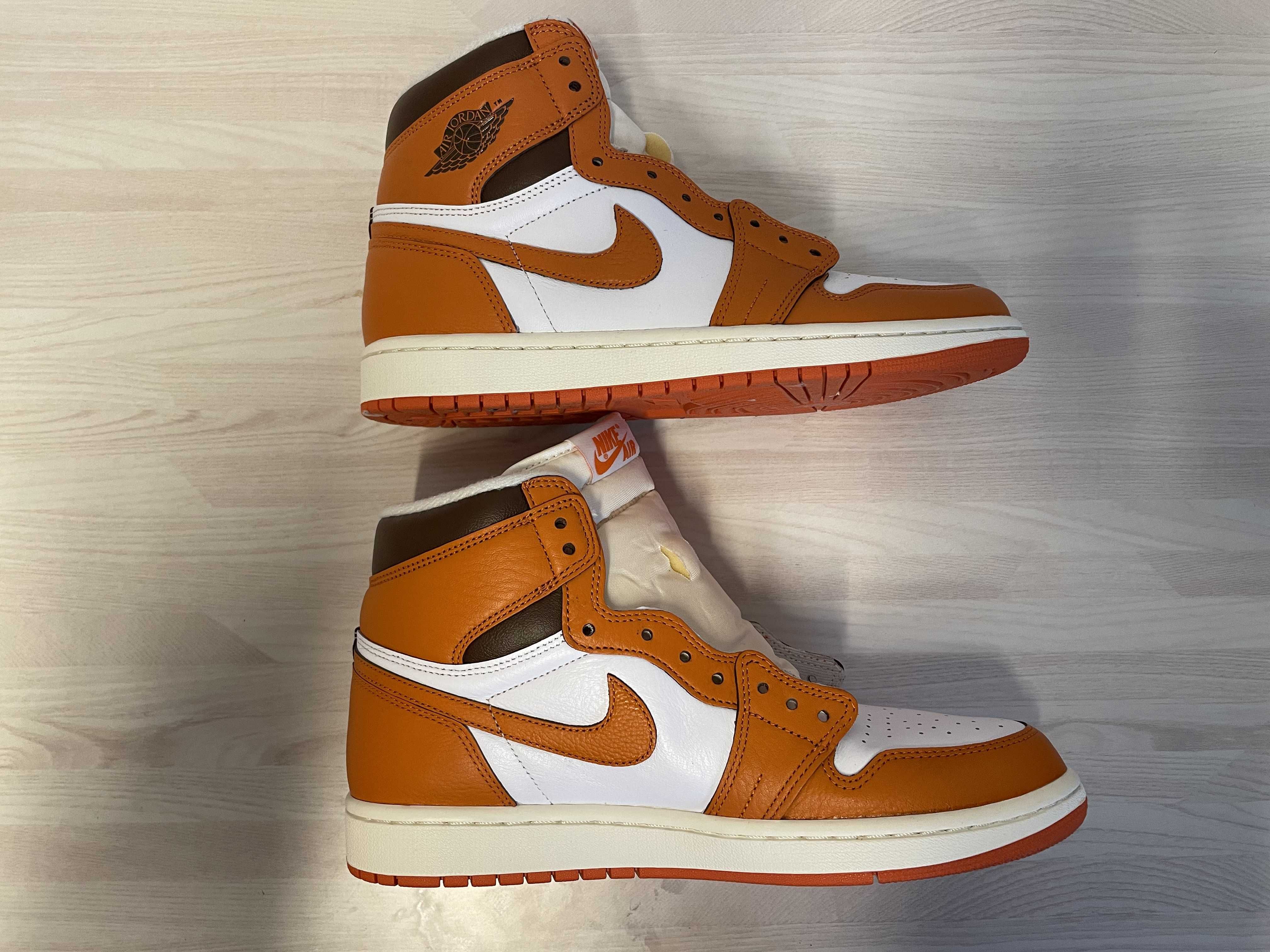 Nike Women's Air Jordan 1 High OG "Starfish"