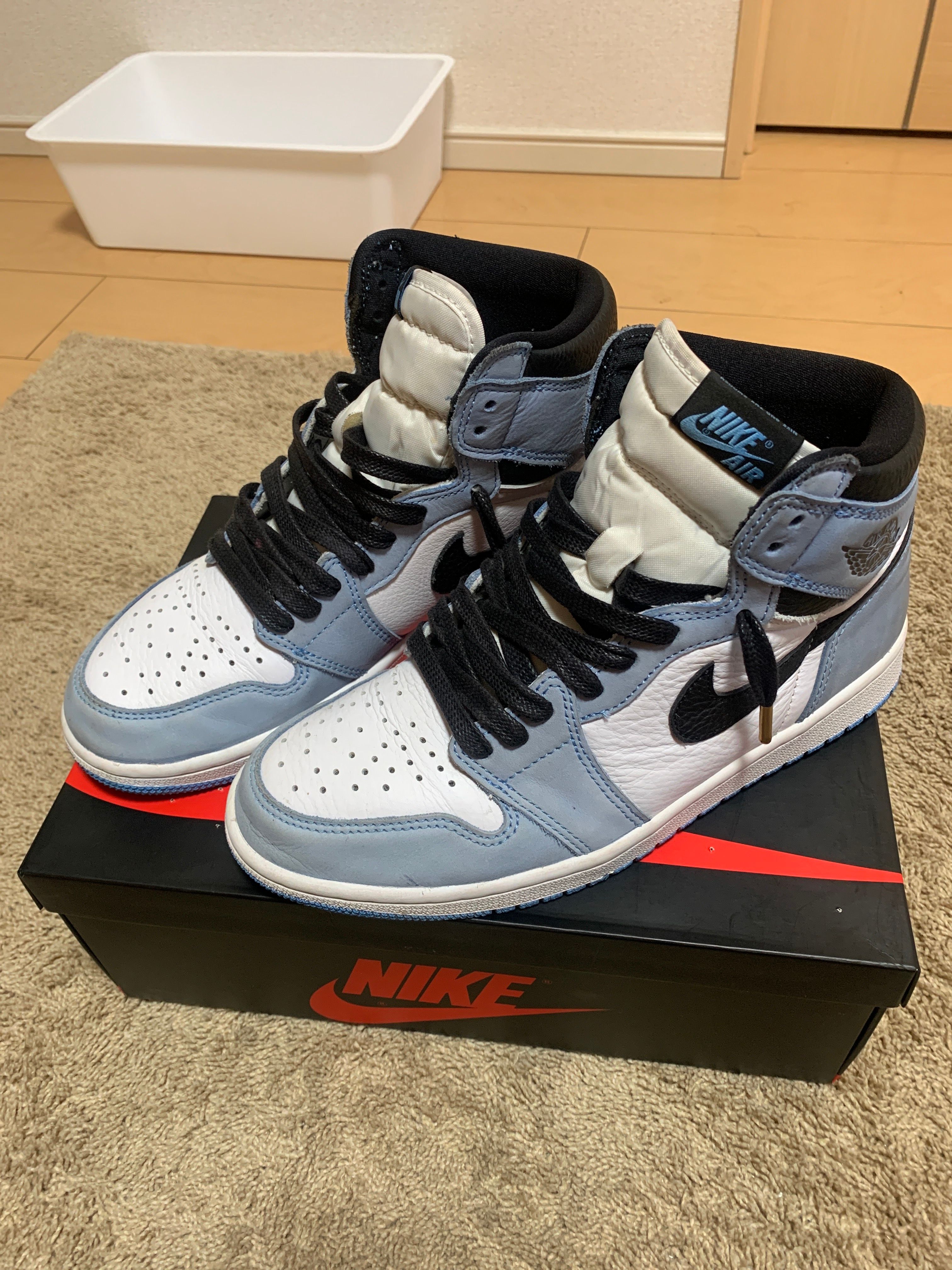 Nike Air Jordan 1 High OG "University Blue"