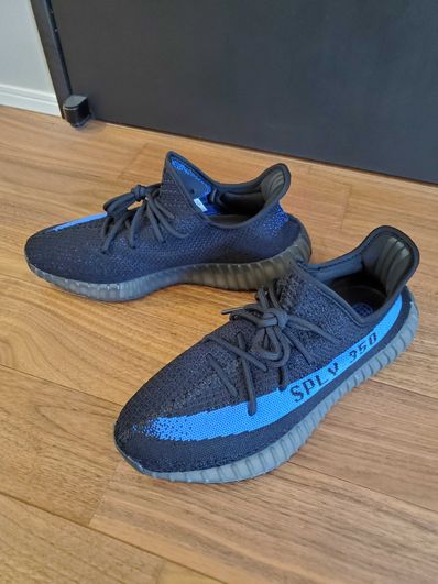adidas YEEZY Boost 350V2 "Dazzling Blue"