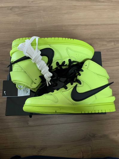 AMBUSH × NIKE DUNK HIGH "FLASH LIME"