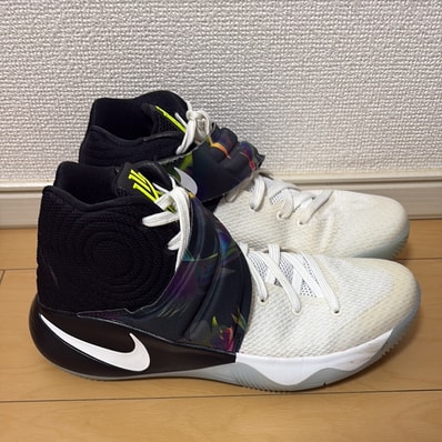 NIKE KYRIE 2 "PARADE"