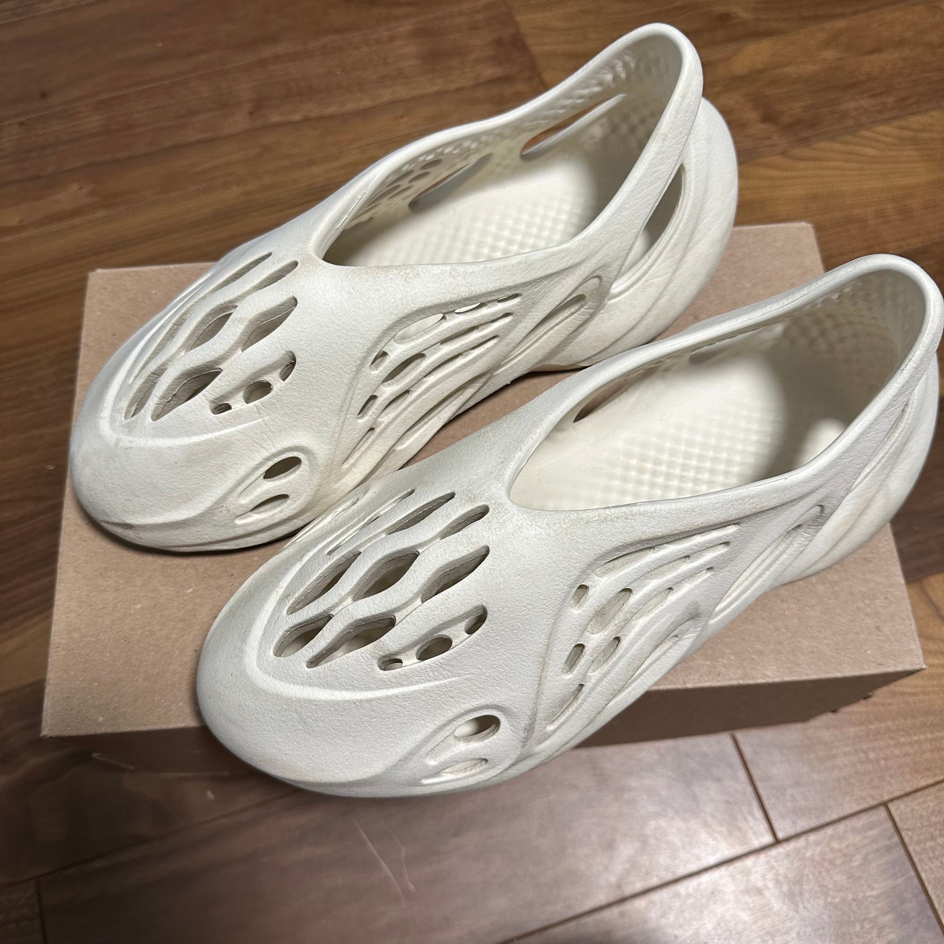 adidas YEEZY Foam Runner "Sand"