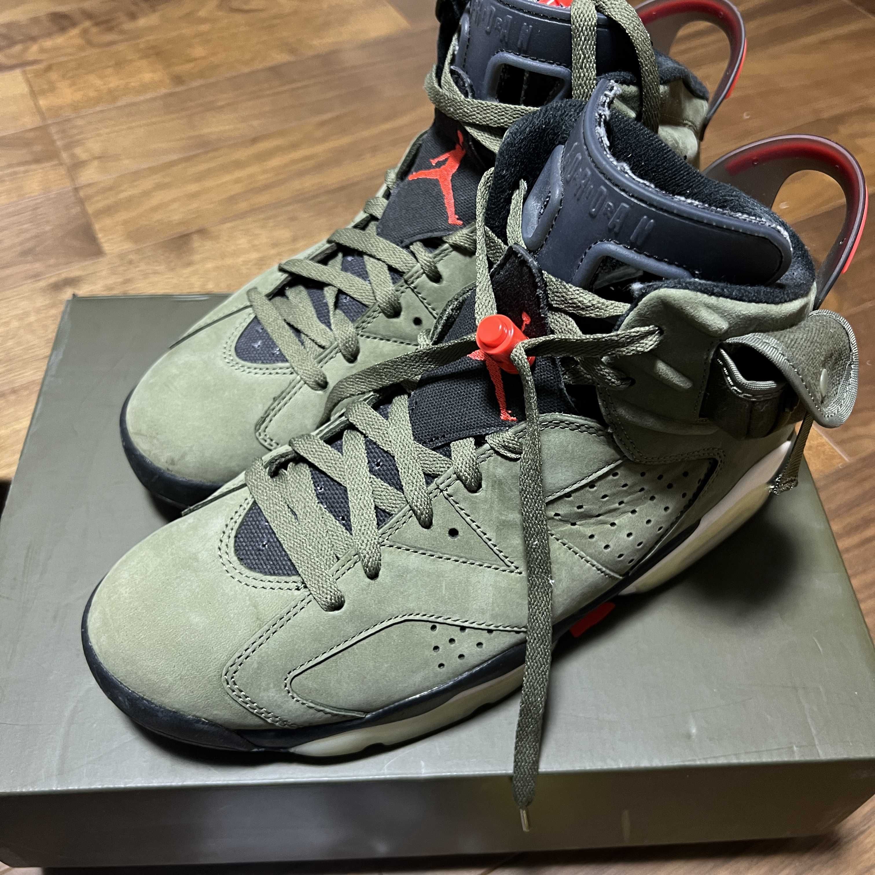 Travis Scott × Nike Air Jordan 6 Retro "Medium Olive"