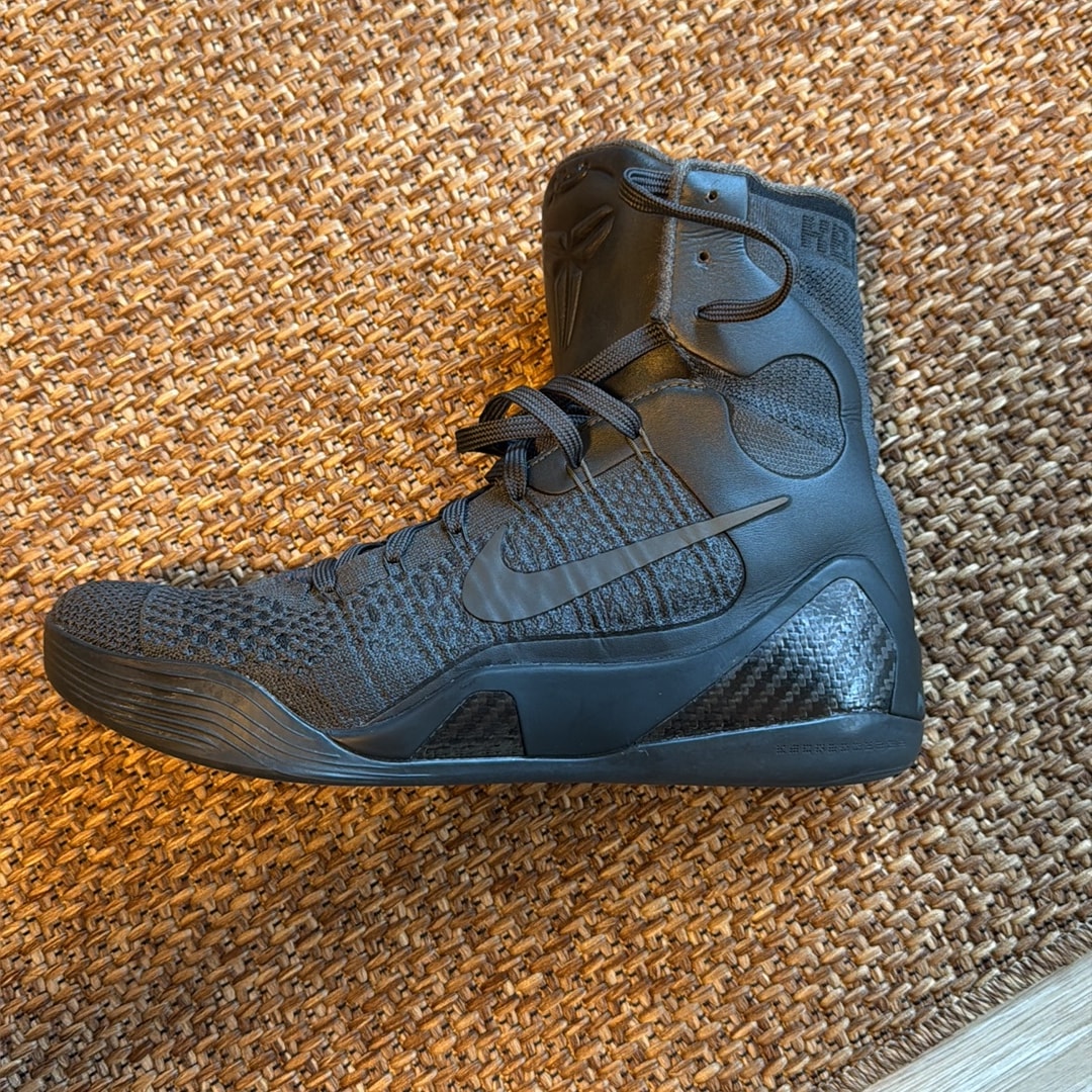 Nike Kobe 9 Elite Black Mamba Collection "Fade to Black"