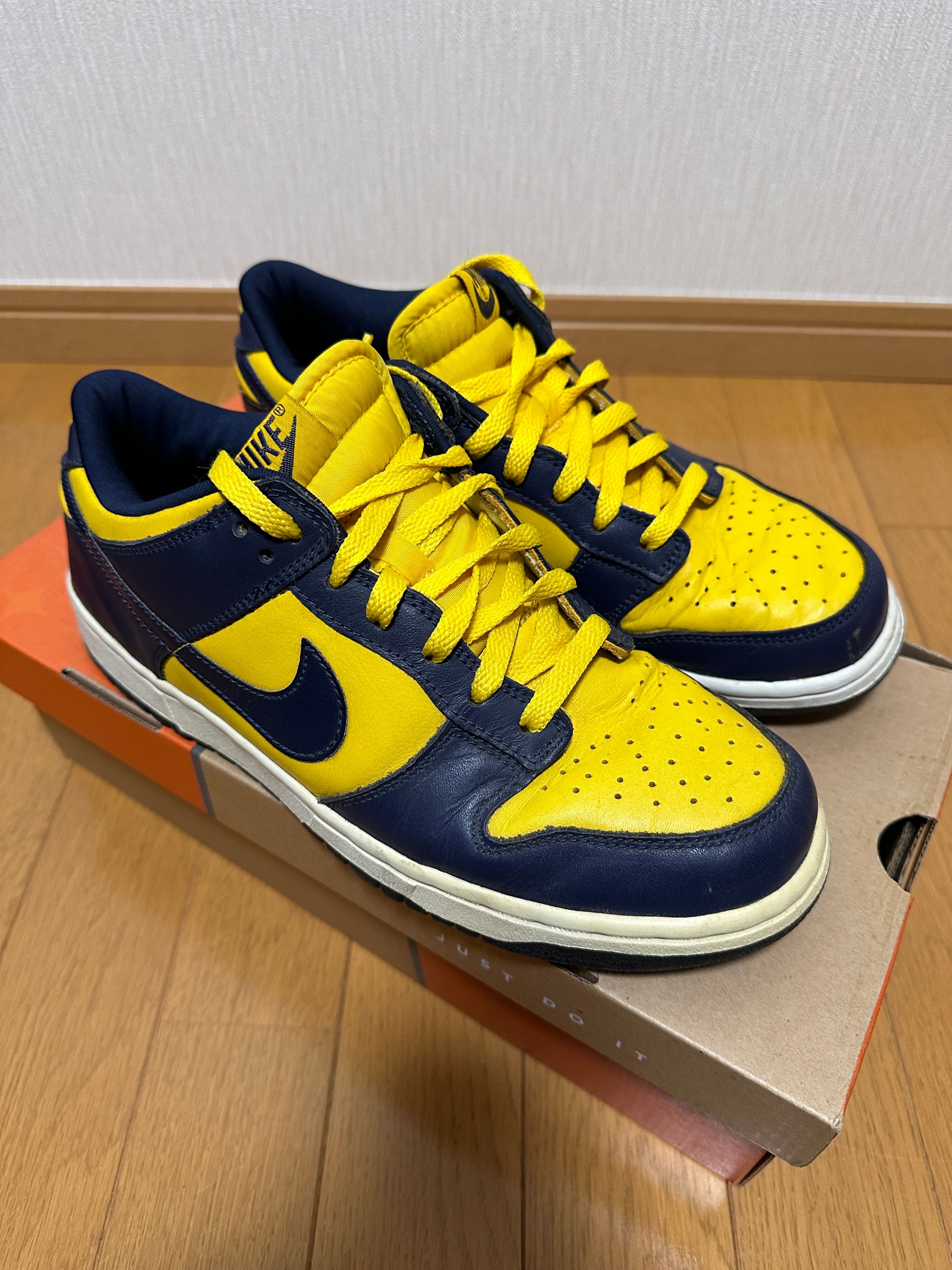 Nike Dunk Low "Midnight Navy/Varsity Maize" (2002)