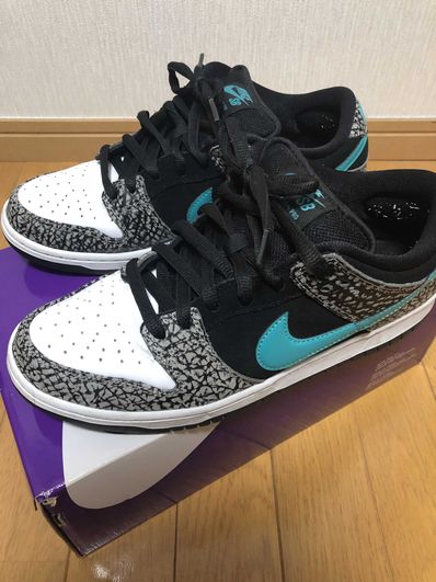 Nike SB Dunk Low "Elephant/Safari"