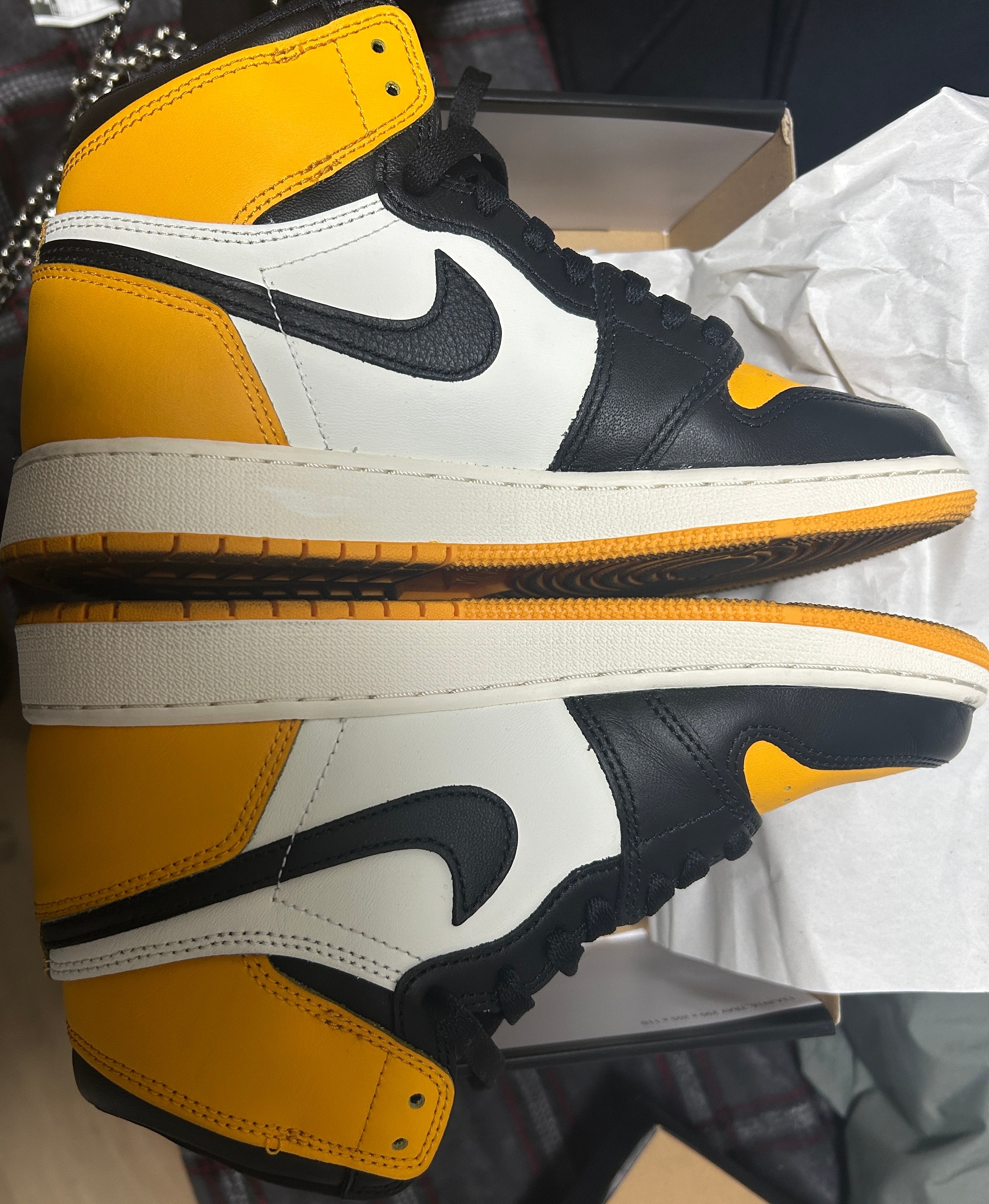 Nike GS Air Jordan 1 Retro High OG "Taxi"