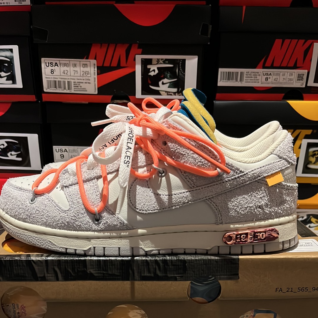 オフホワイト × ナイキ ダンク ロー 1 of 50 "ロット19"