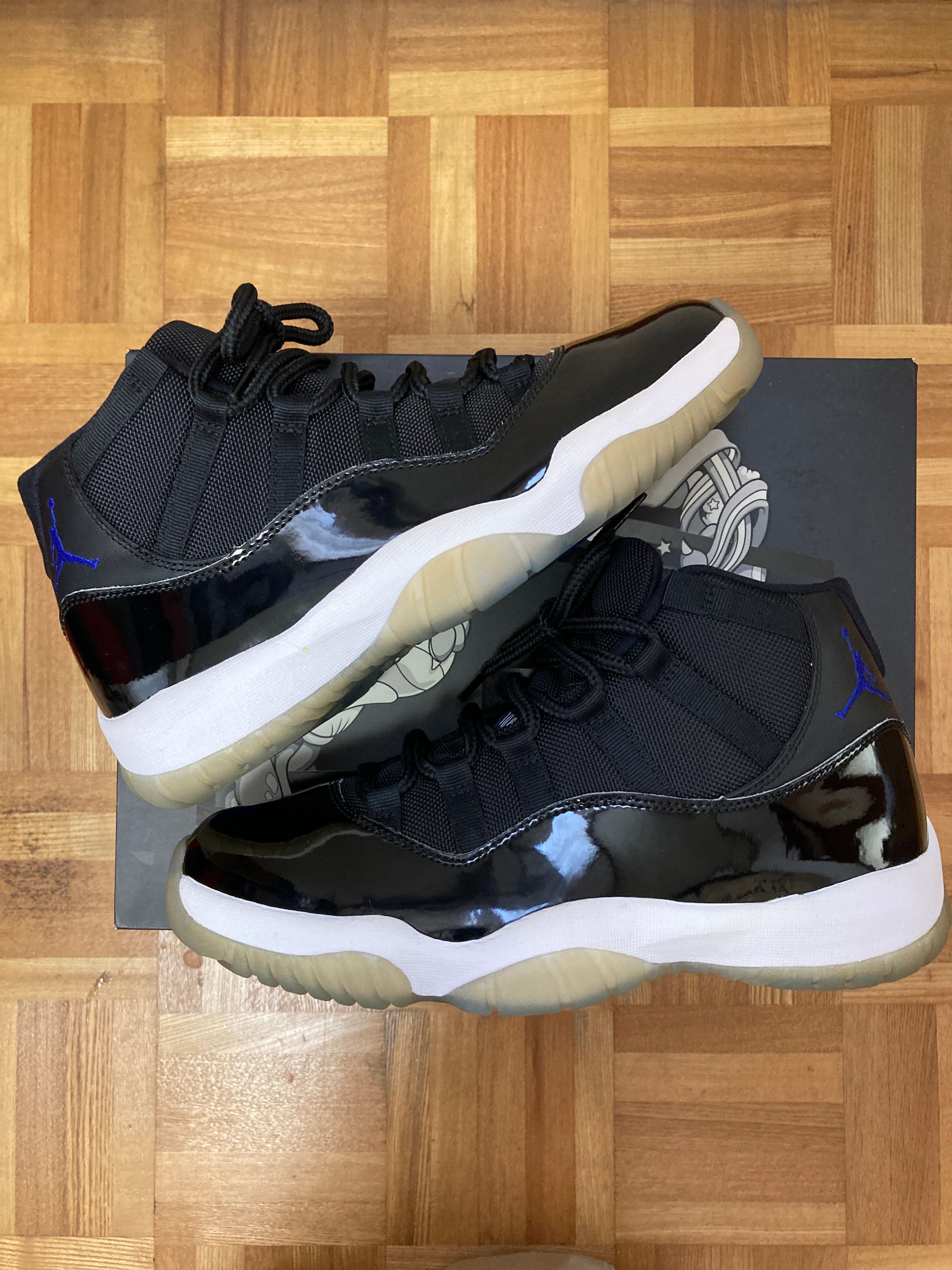 Nike Air Jordan 11 Retro "Space Jam" (2016)