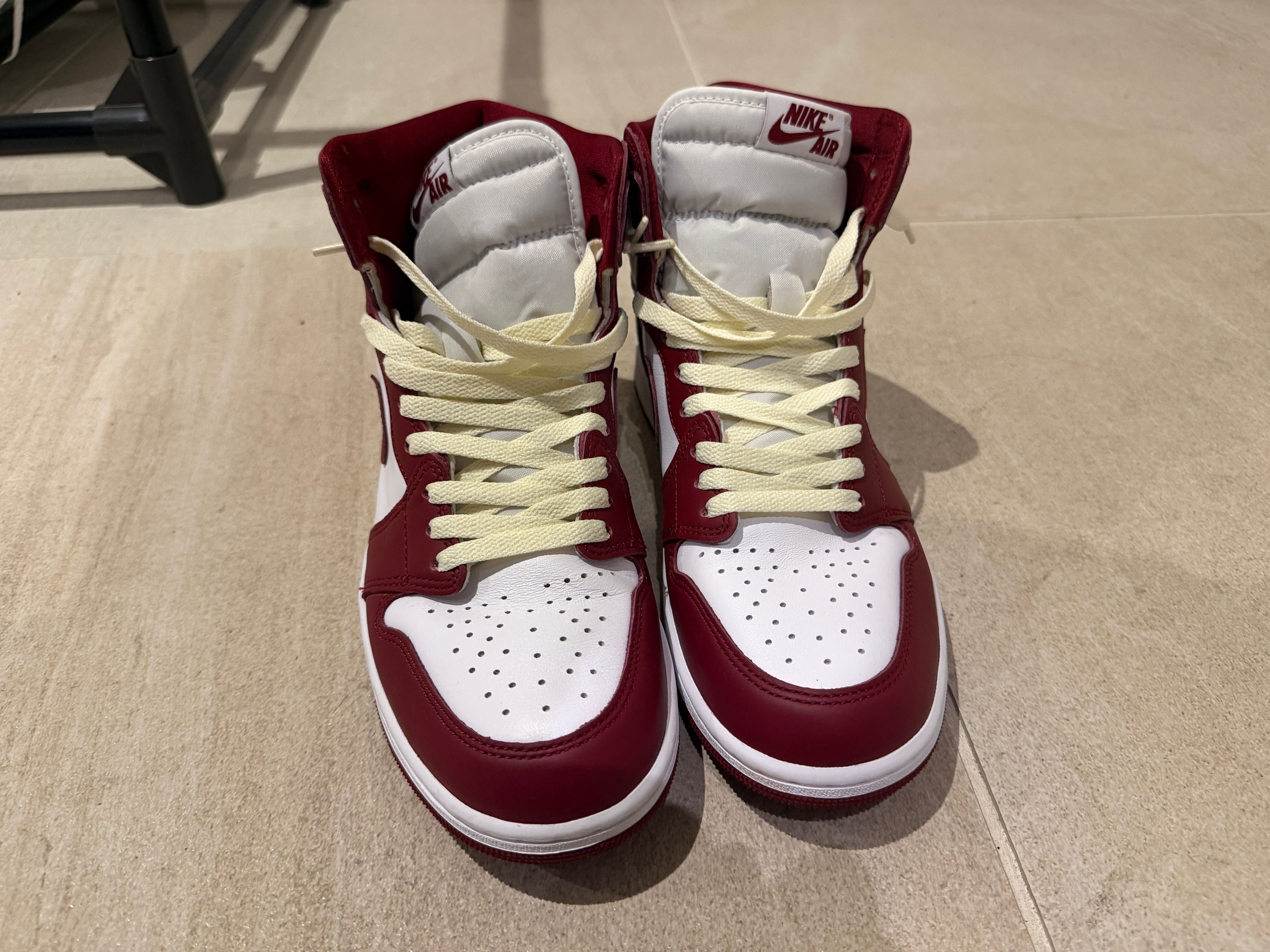 Nike Air Jordan 1 Retro High OG "Artisanal Red"