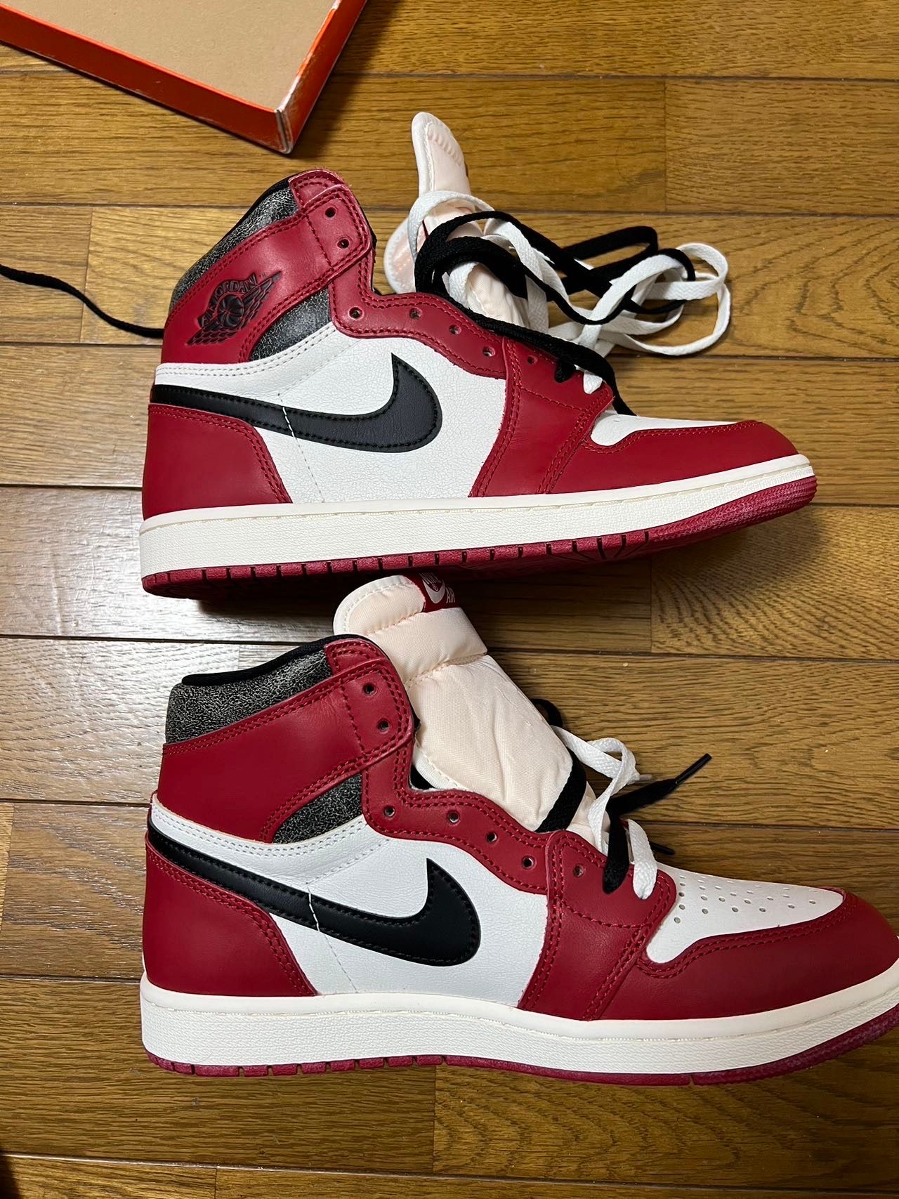 Nike Air Jordan 1 High OG "Lost & Found/Chicago"