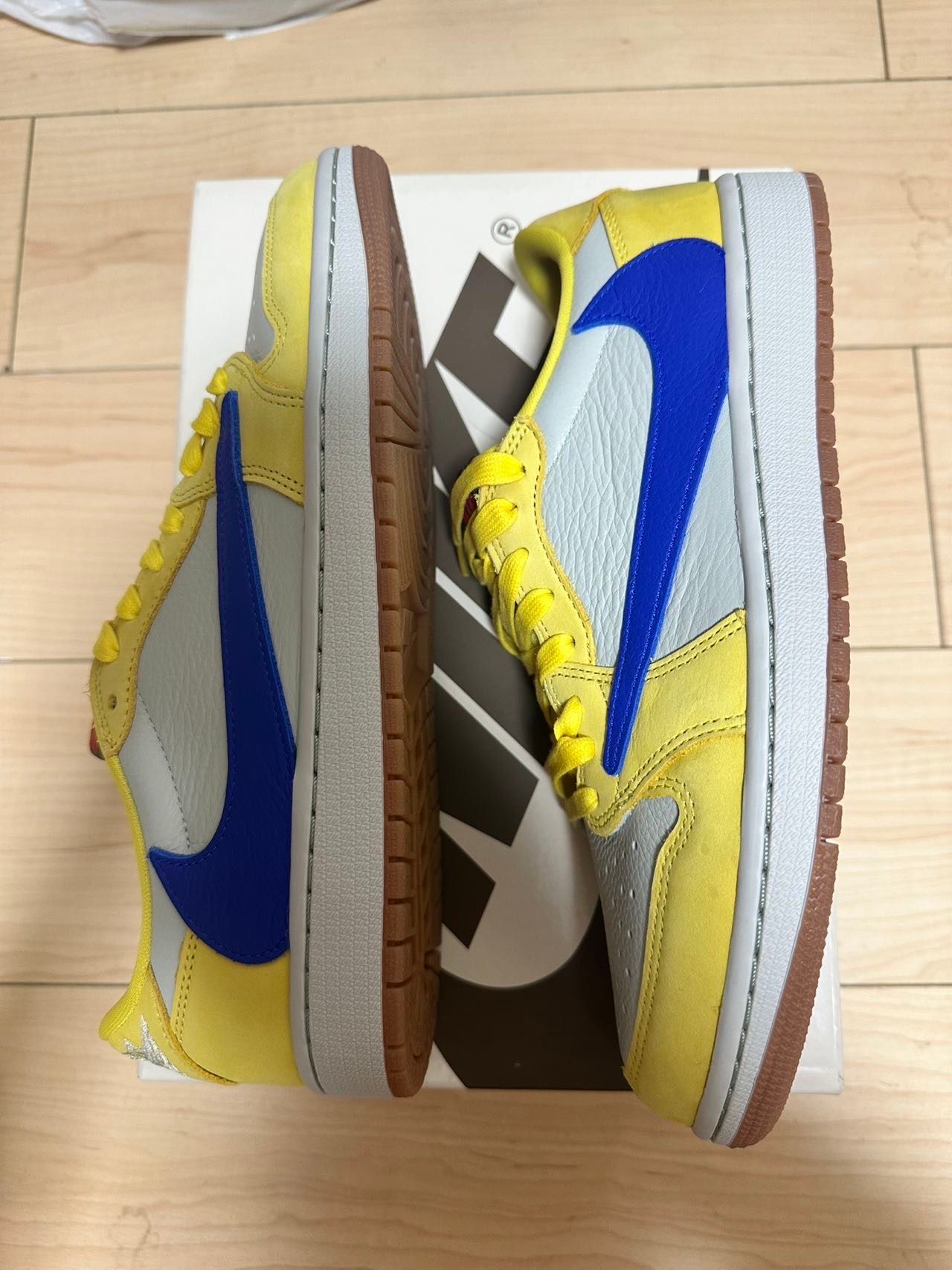 Travis Scott × Nike Women's Air Jordan 1 Retro Low OG "Canary"