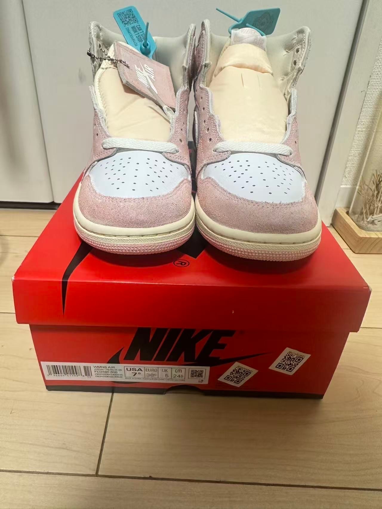 Nike Women's Air Jordan 1 Retro High OG "Washed Pink"