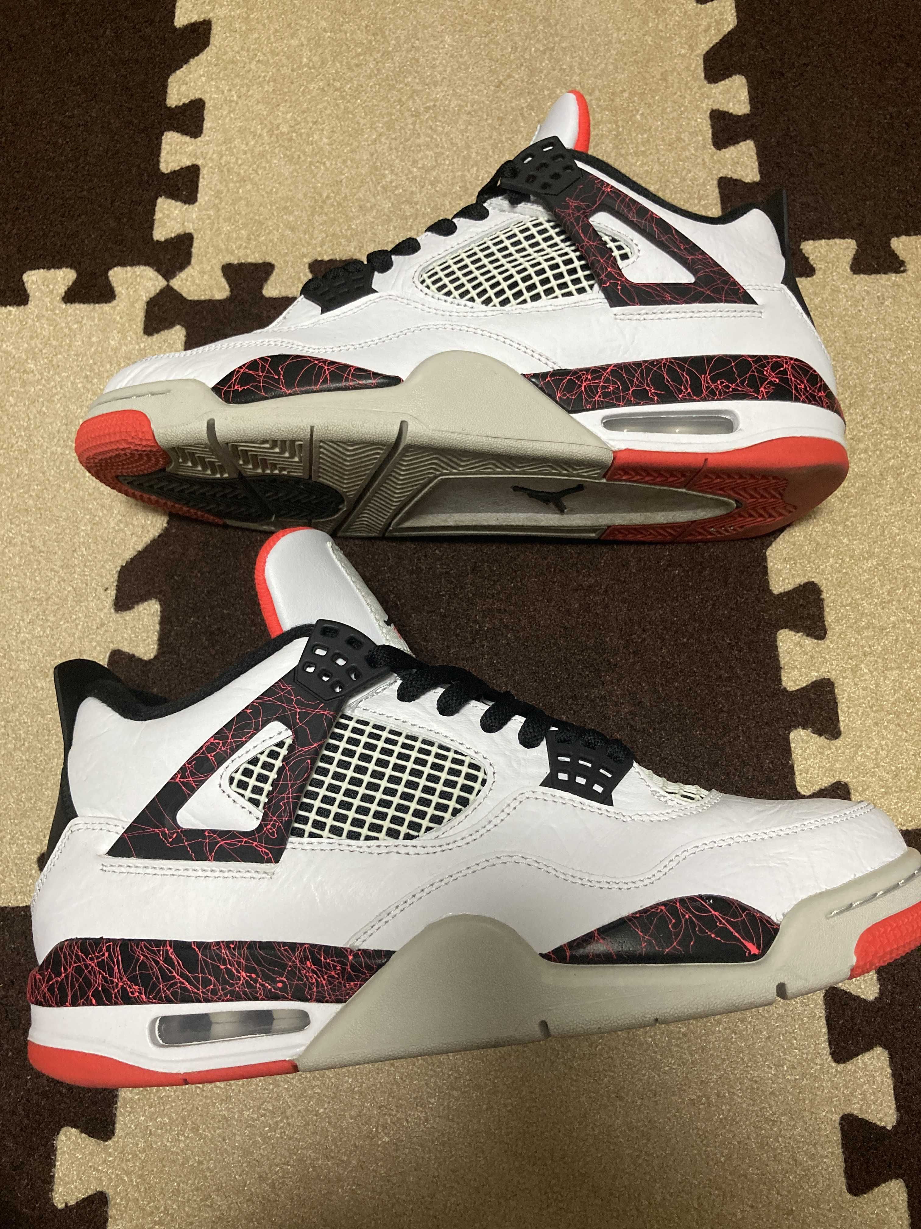 Nike Air Jordan 4 Retro "Flight Nostalgia"