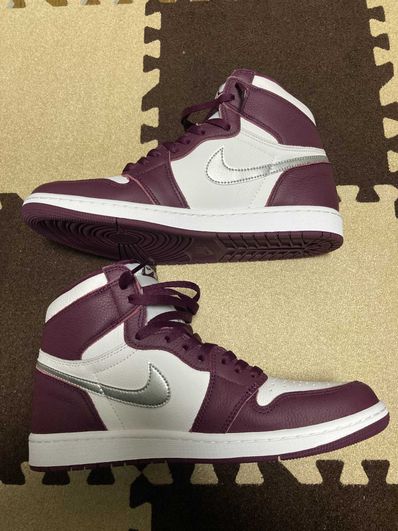 Nike Air Jordan 1 High OG "Bordeaux"