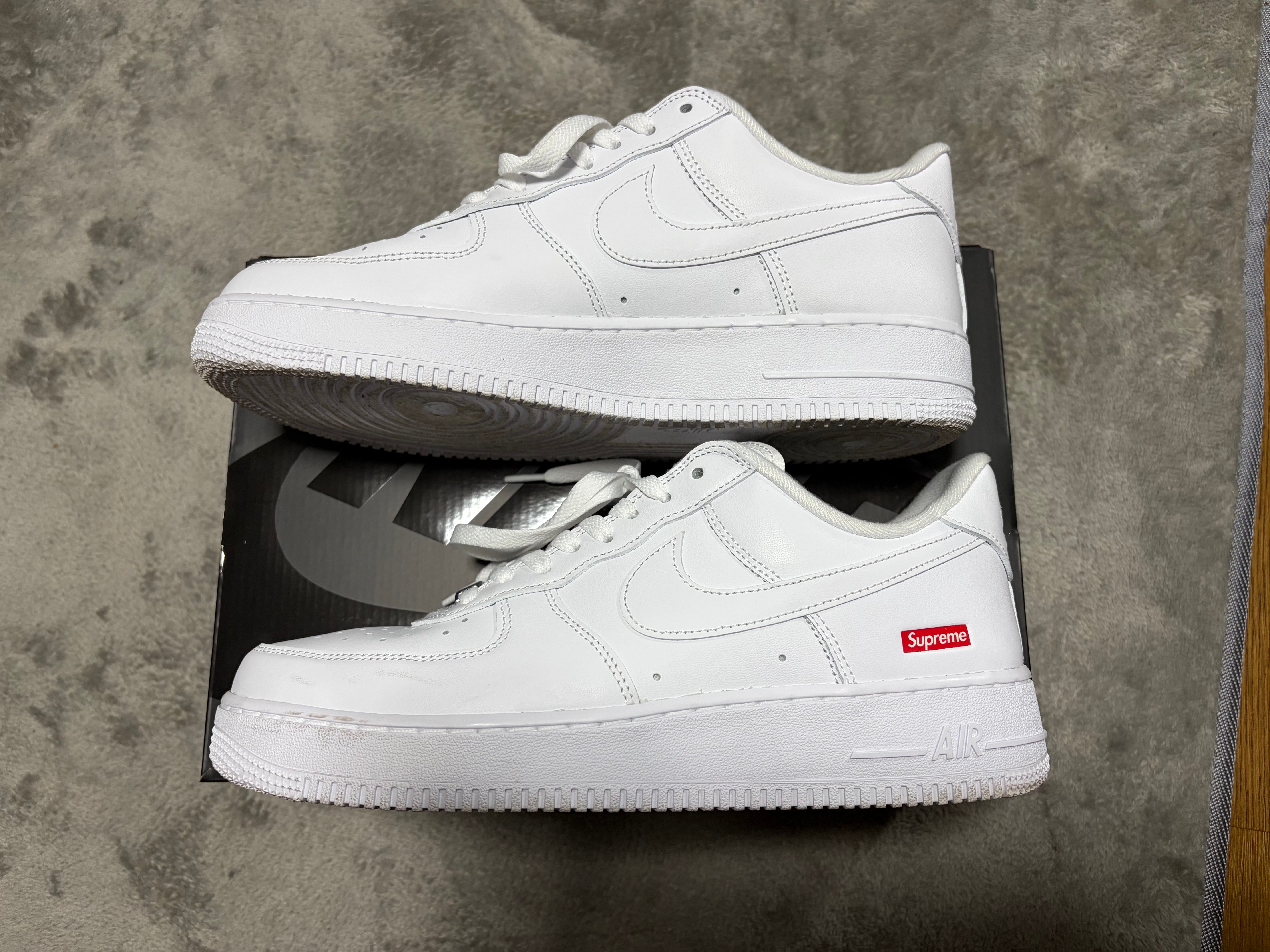 Supreme × Nike Air Force 1 Low "White"