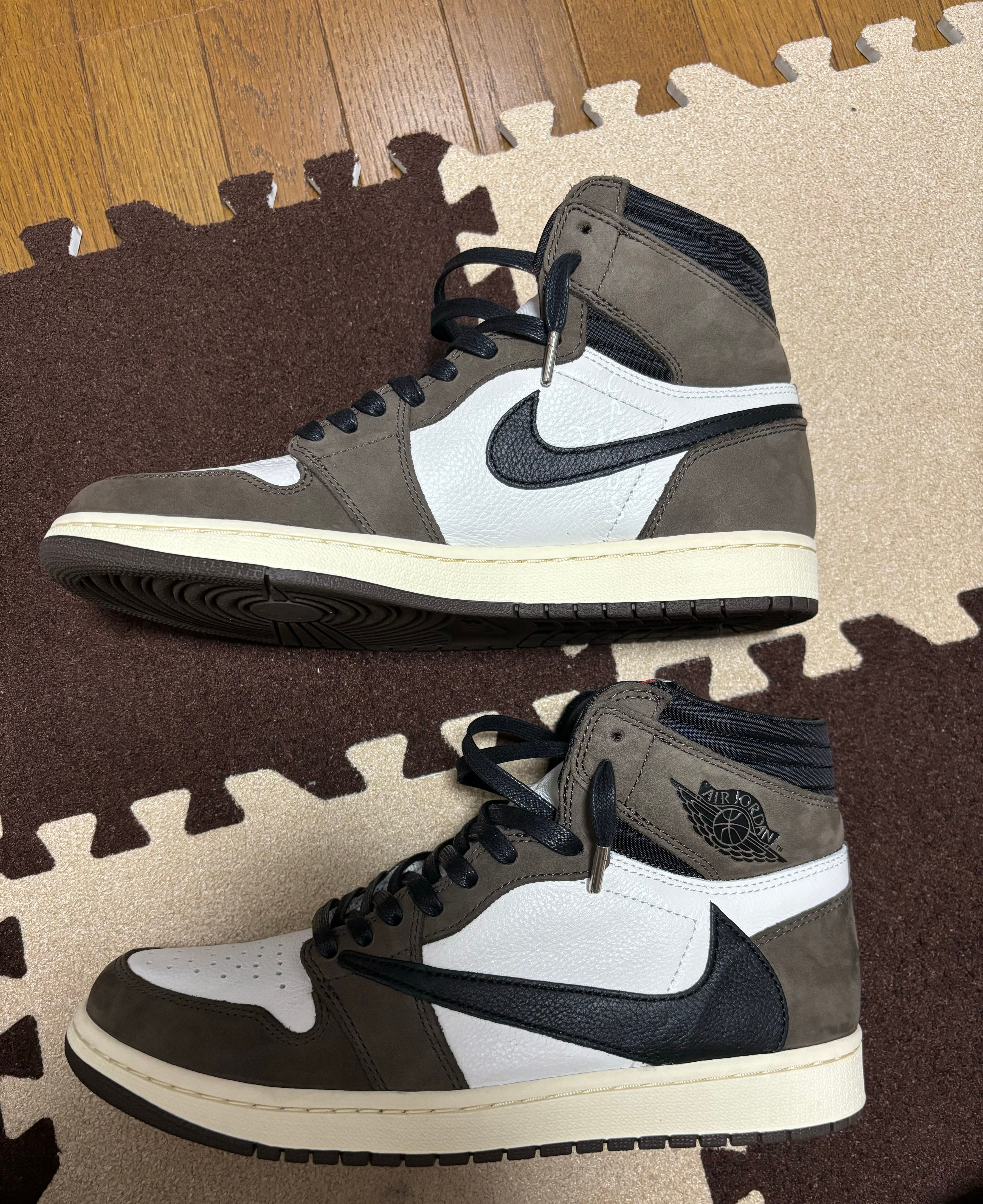 Travis Scott × Nike Air Jordan 1 Retro High OG TS SP "Sail/Dark Mocha"