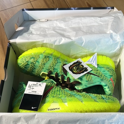 Nike Ja 3 "Spooky Season" (HV9924-700/HV9923-700)