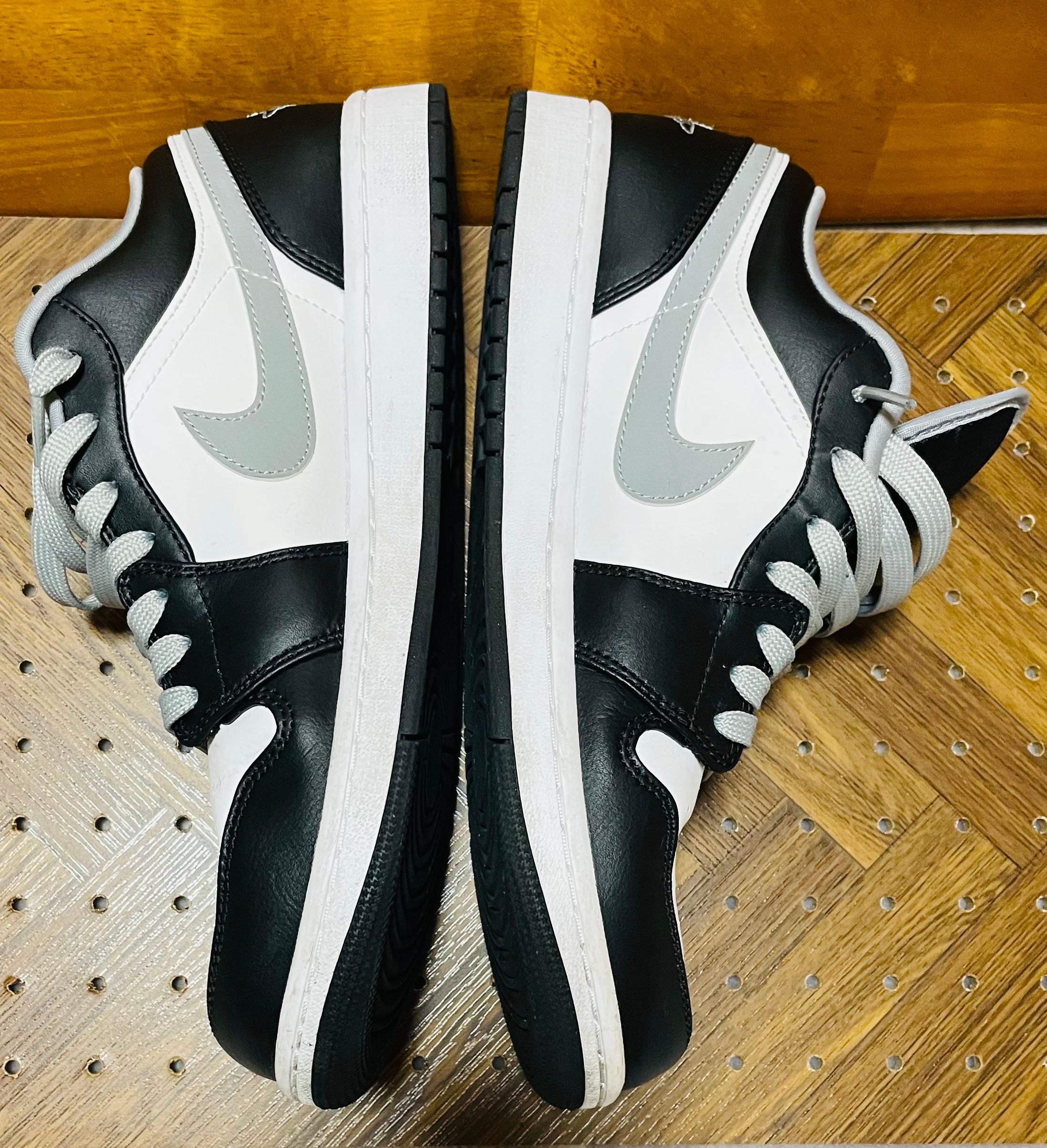 Nike Air Jordan 1 Low "Grey/Black"