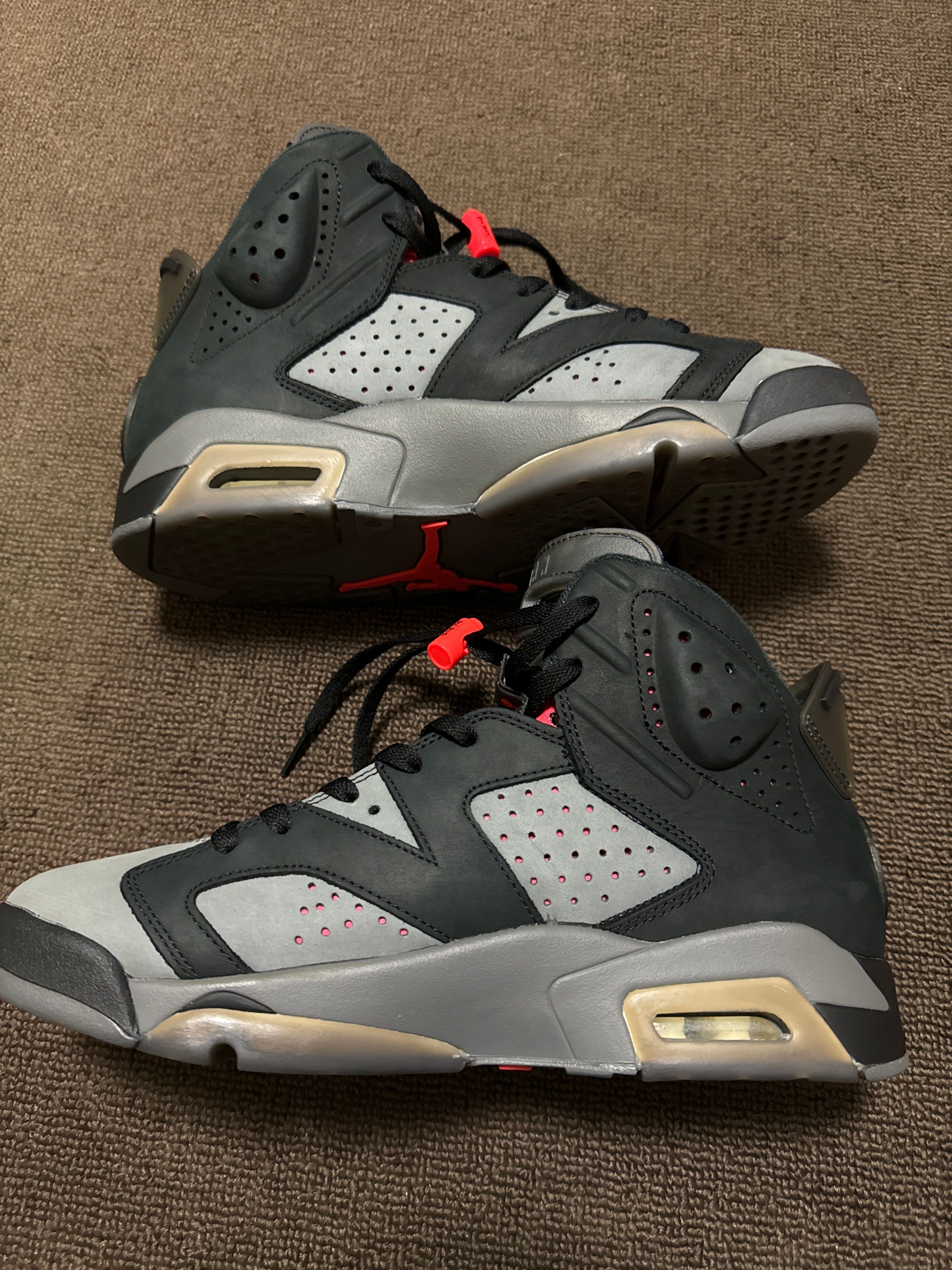 NIKE × PARIS SAINT GERMAIN AIR JORDAN 6 RETRO INFRARED