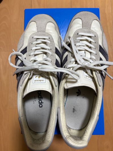 emmi Exclusive adidas Gazelle Indoor "Off White/Aurora Black/Gum"