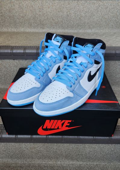 Nike Air Jordan 1 High OG "University Blue"